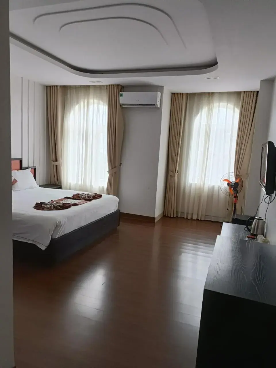 Superior Double Room in SONG HONG VIEW HOTEL Superior Double Room in SONG HONG VIEW HOTEL