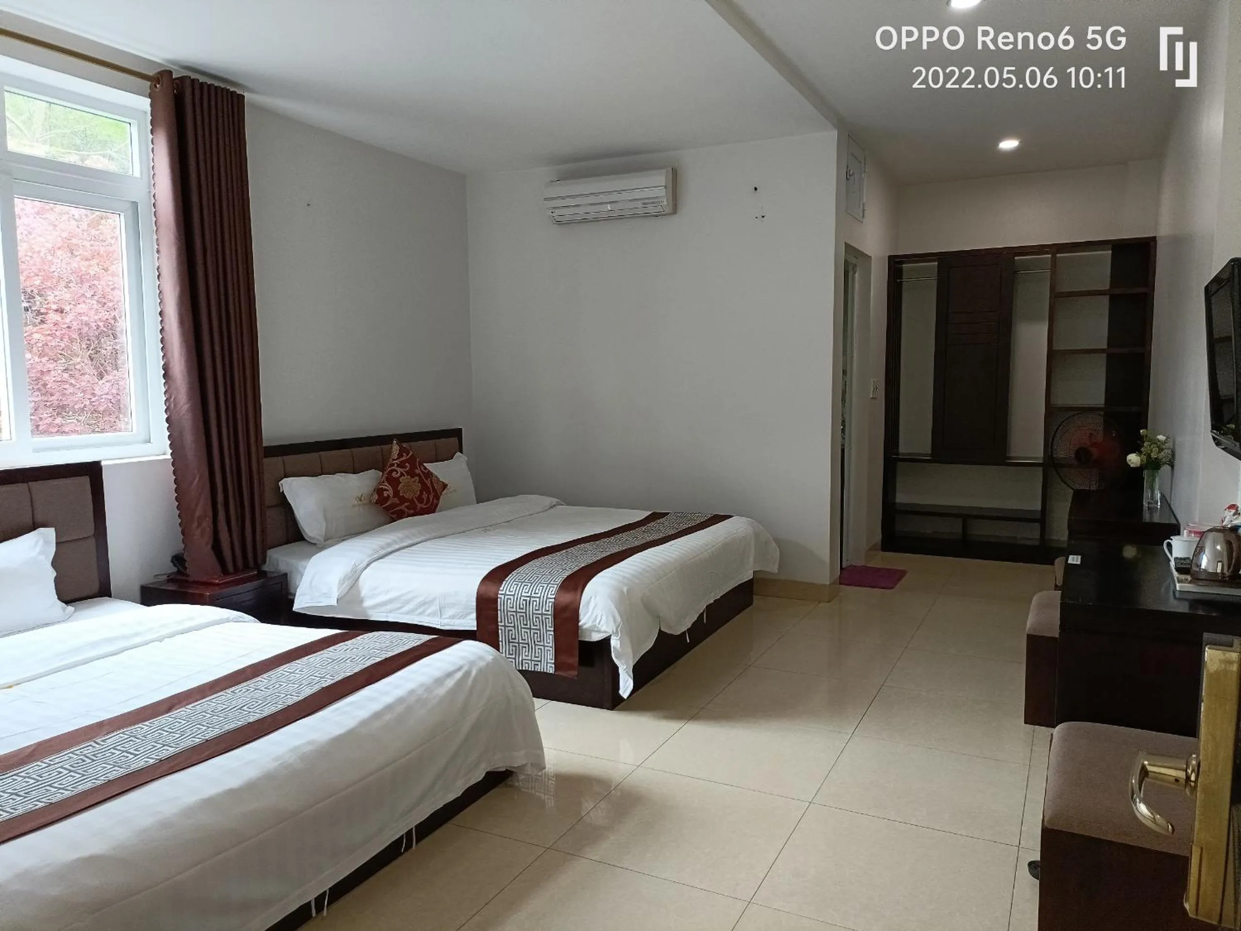 Bedroom, Bed in SONG HONG VIEW HOTEL