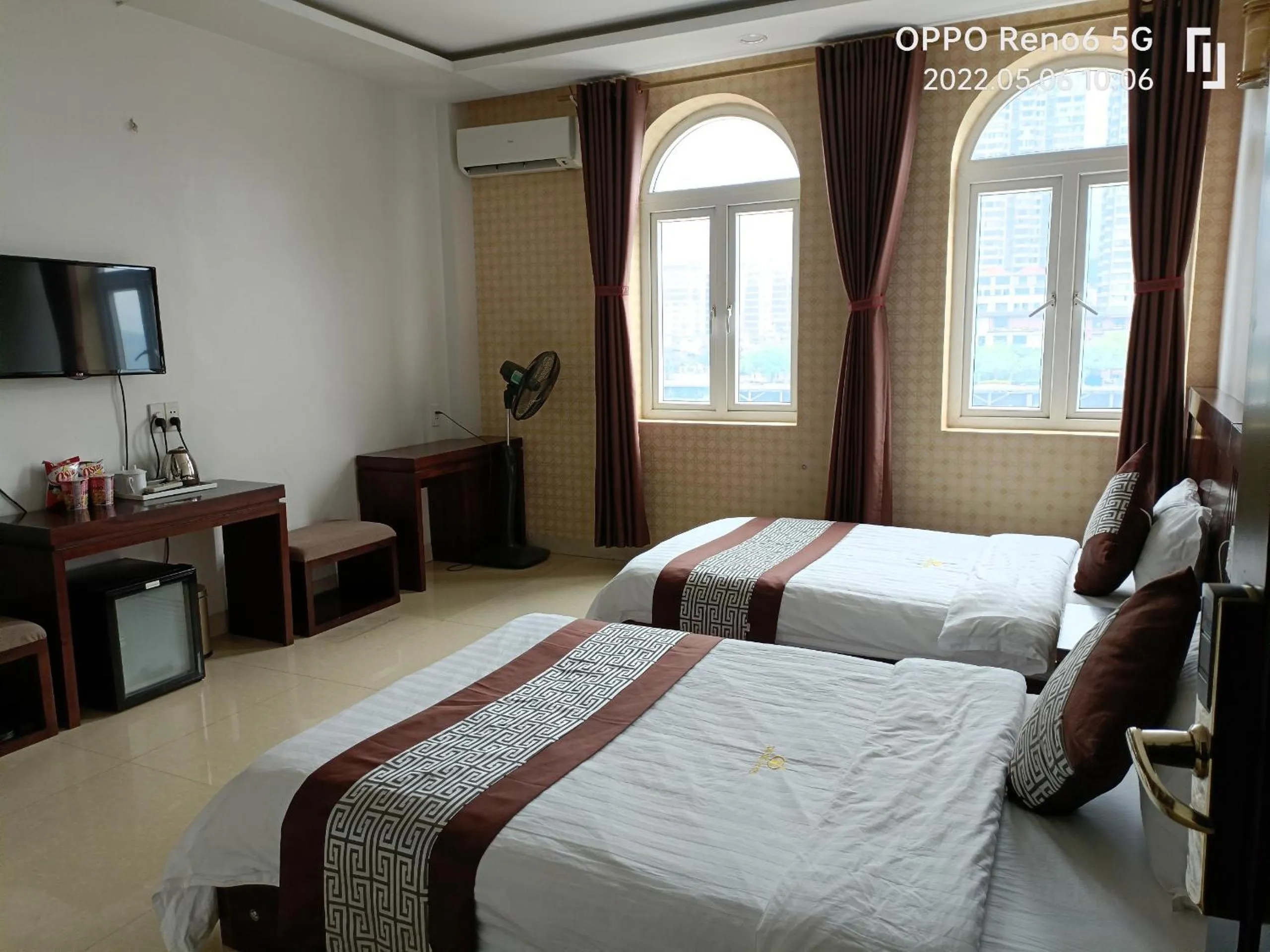 Bedroom, Bed in SONG HONG VIEW HOTEL