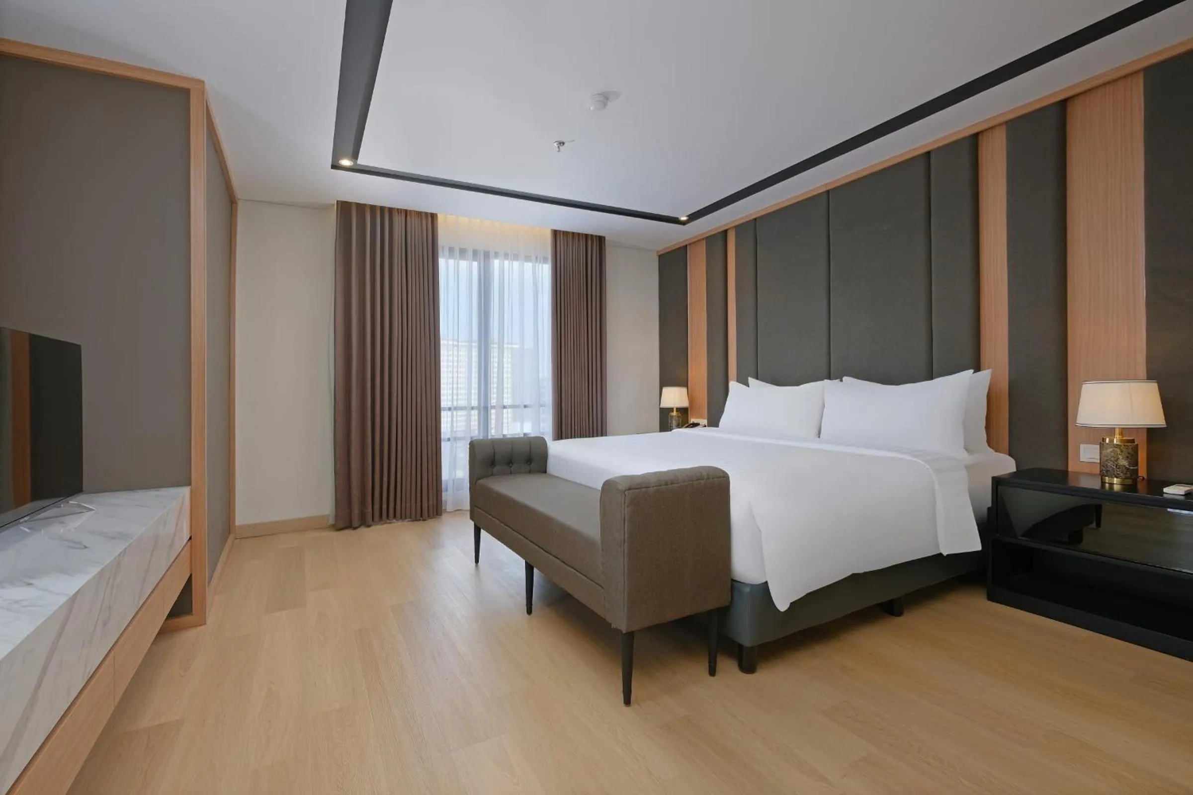 Bedroom, Bed in Quest Prime Pemuda - Semarang