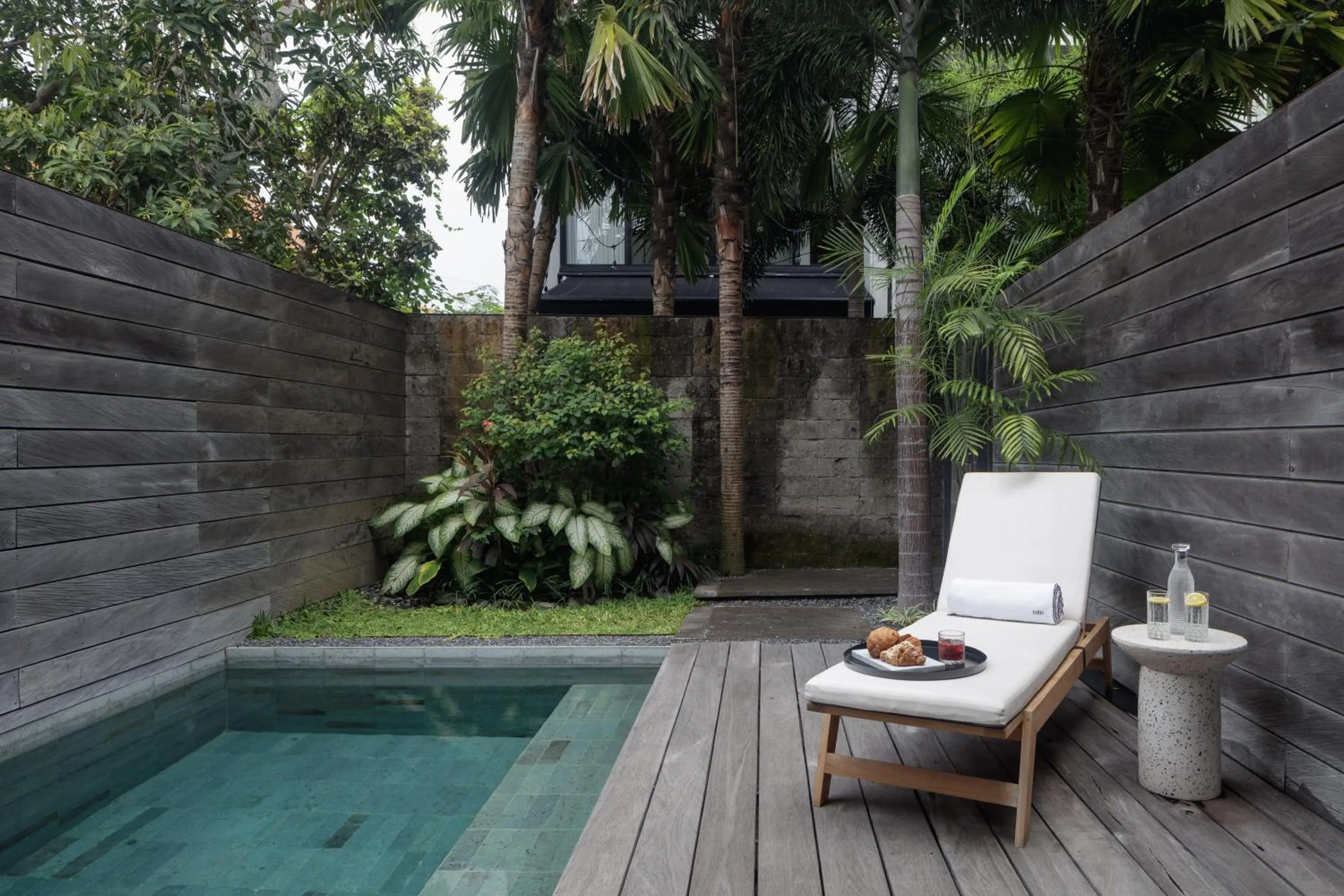 Swimming pool in OXO Townhouses Berawa Canggu