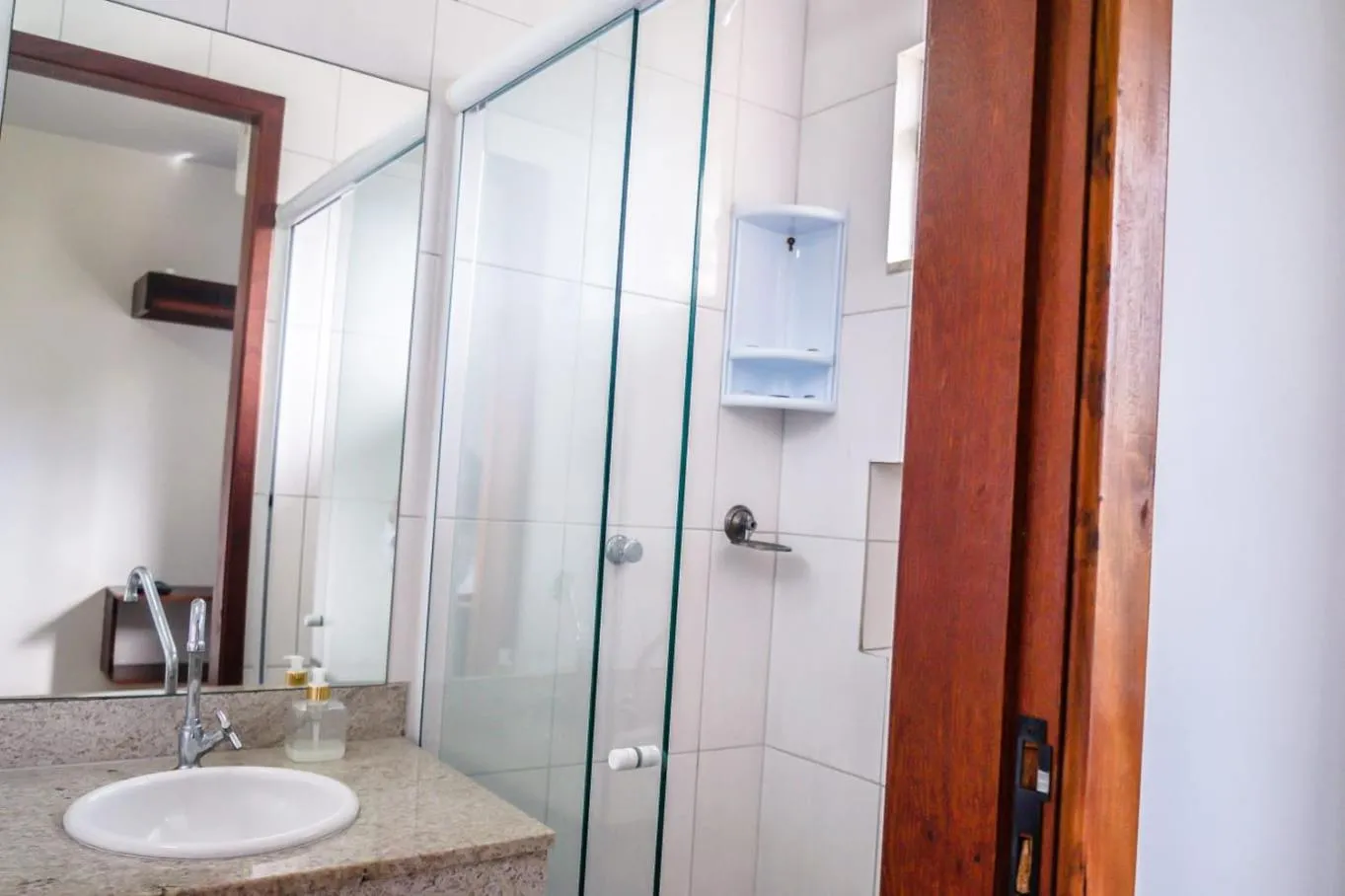 Bathroom in Portela´s Guest House