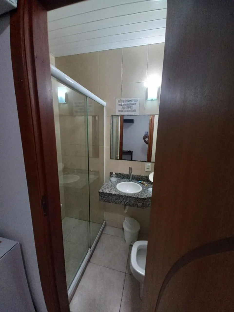 Bathroom in Portela´s Guest House