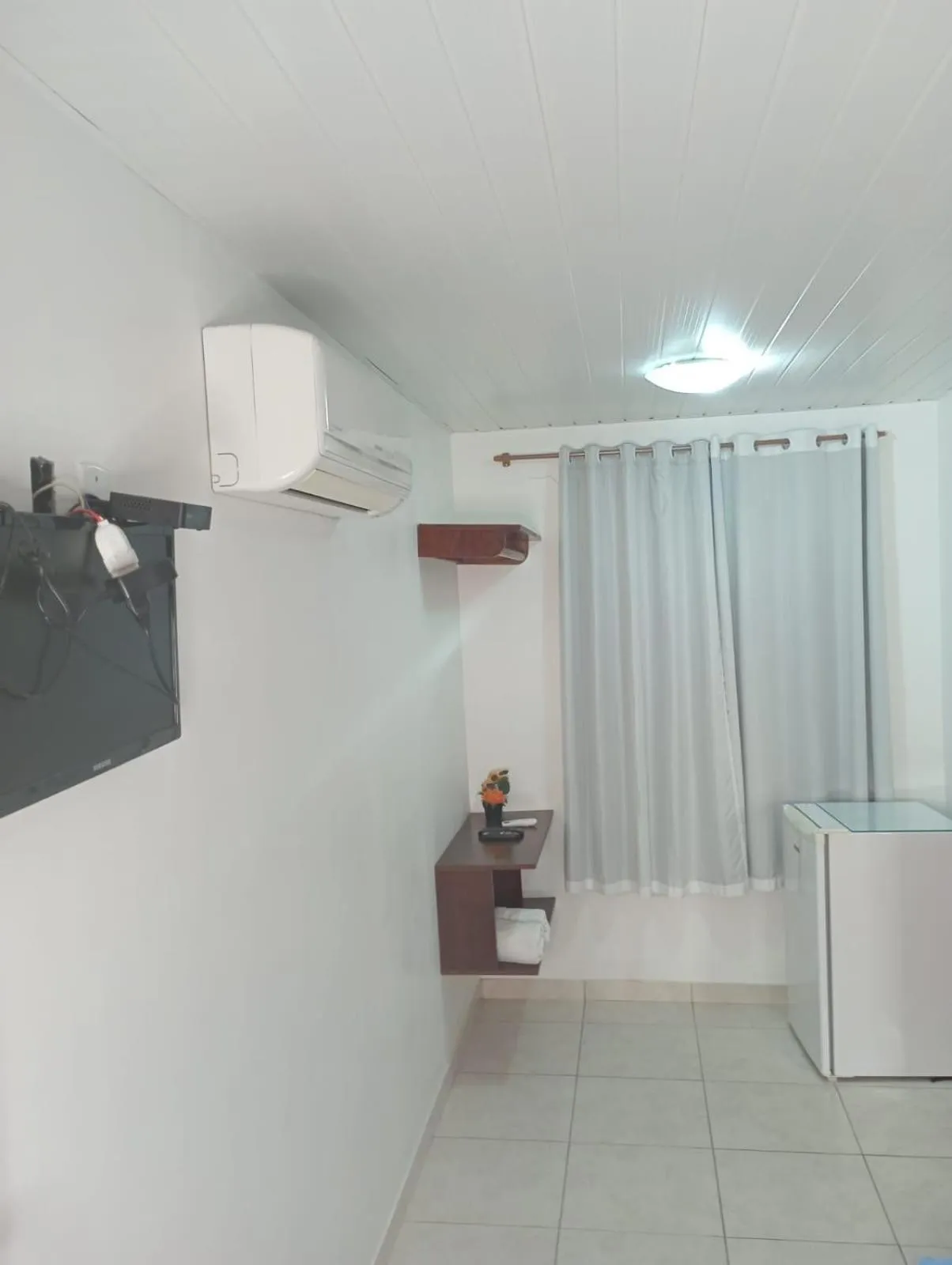 Photo of the whole room in Portela´s Guest House