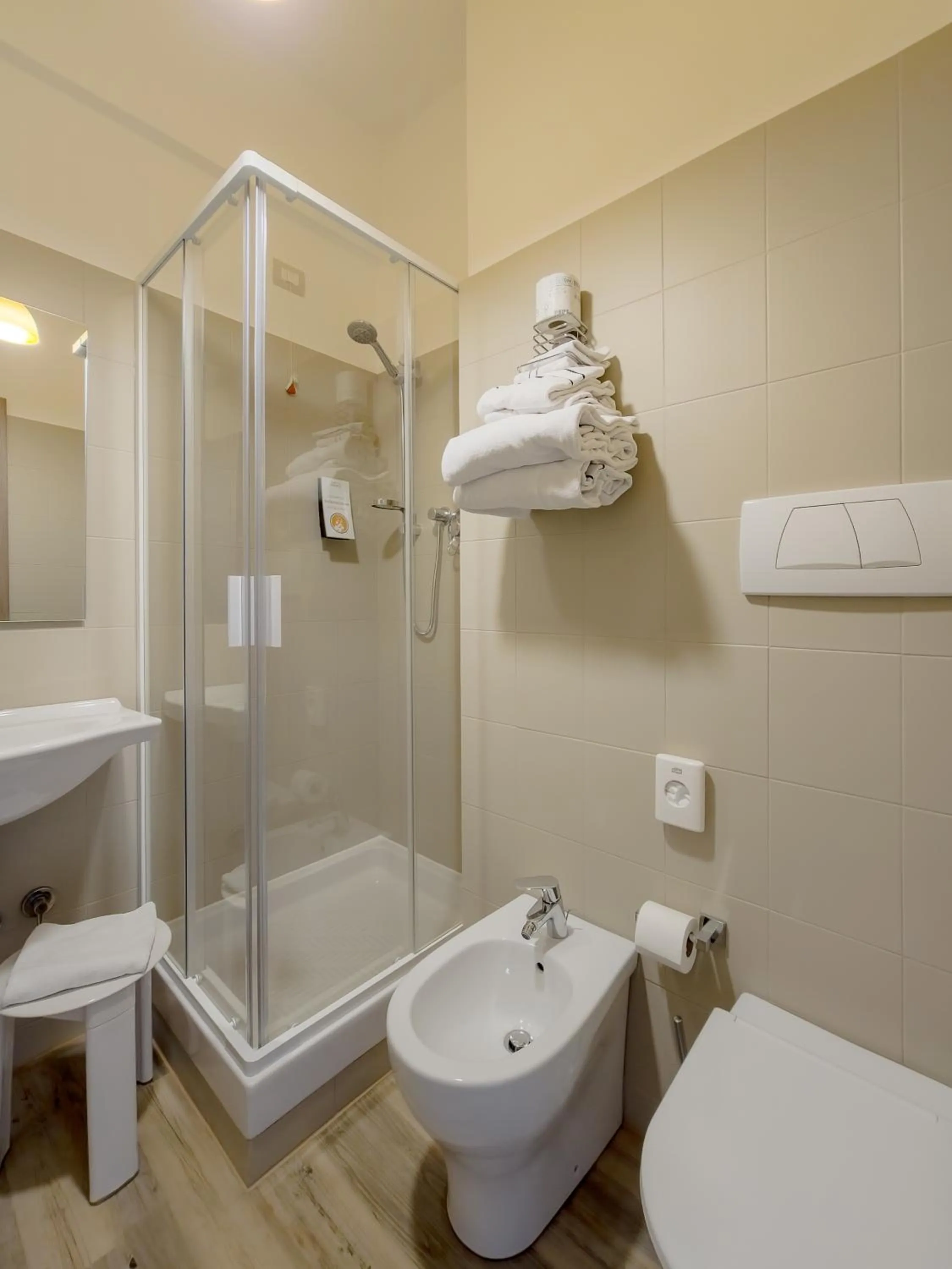 Bathroom in Hotel Nologo