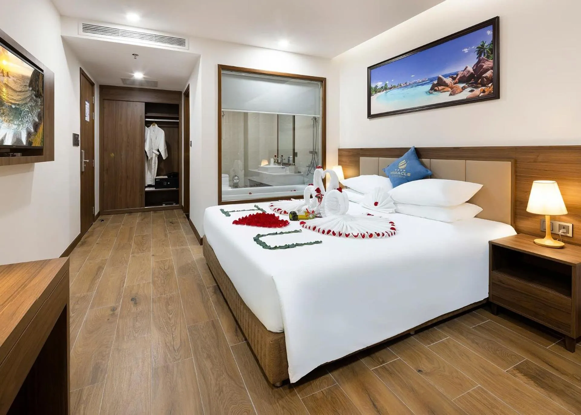 Bedroom, Bed in Miracle Luxury Nha Trang