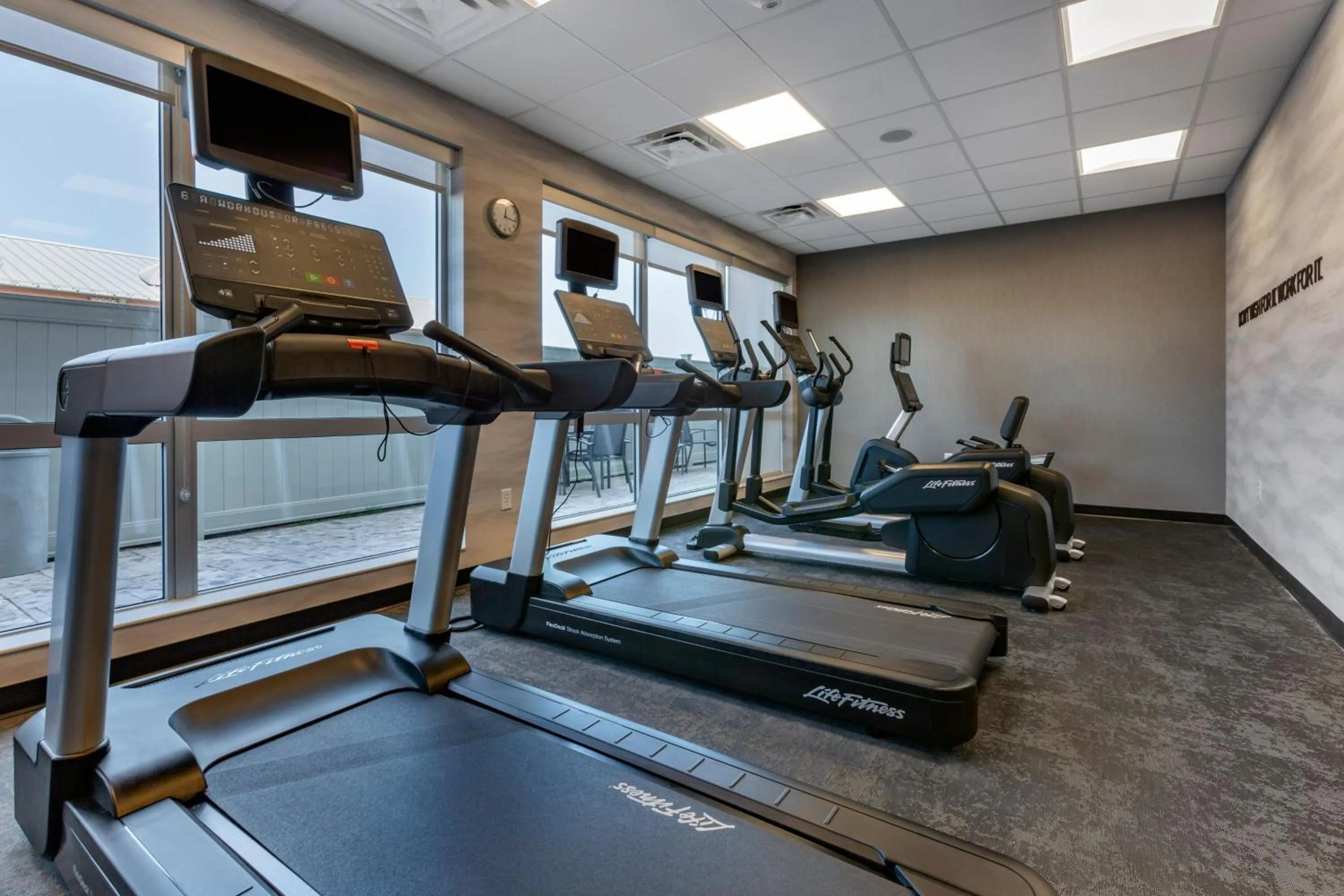 Fitness centre/facilities in Fairfield by Marriott Inn & Suites Sandusky