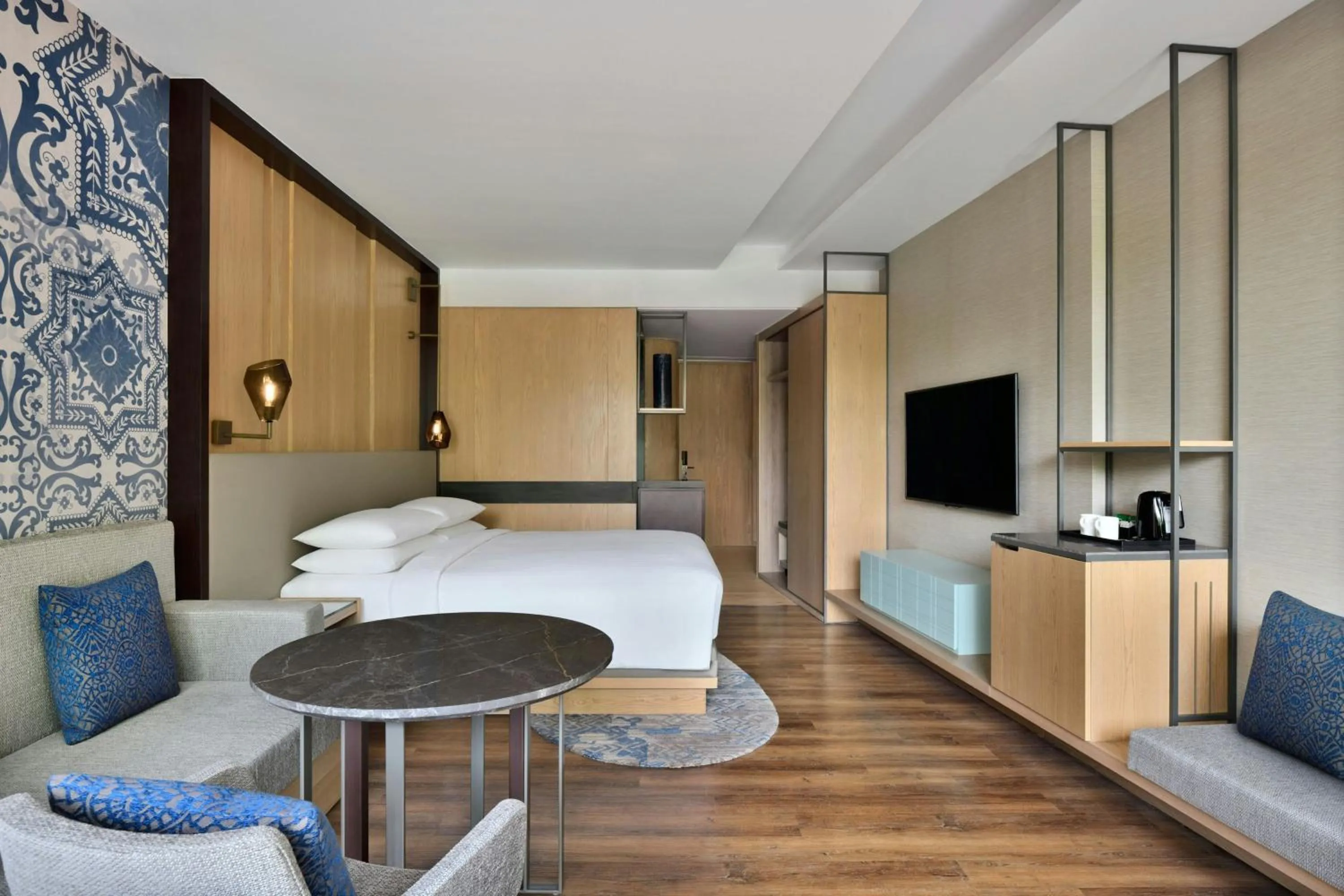 Photo of the whole room, Bed in Courtyard by Marriott Aravali Resort