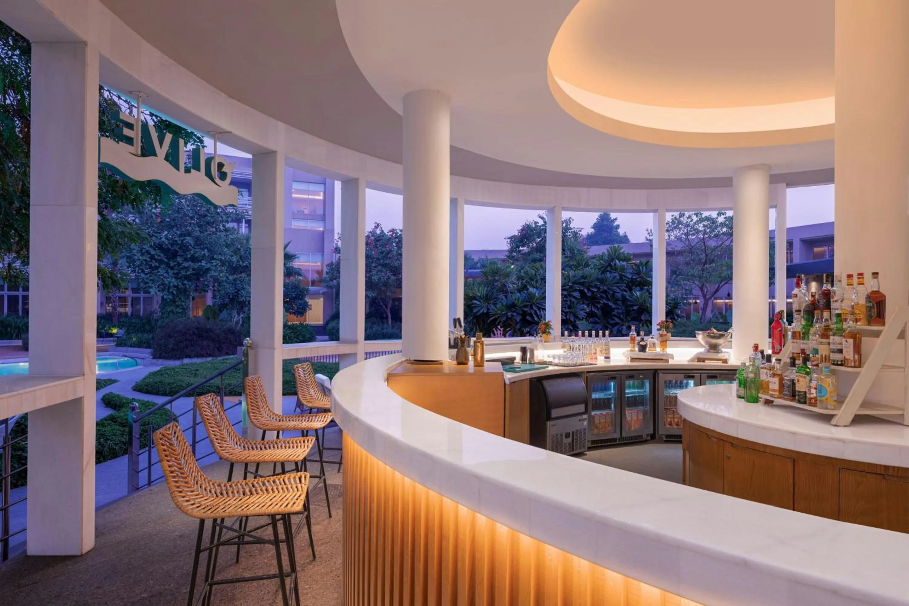 Swimming pool in Courtyard by Marriott Aravali Resort