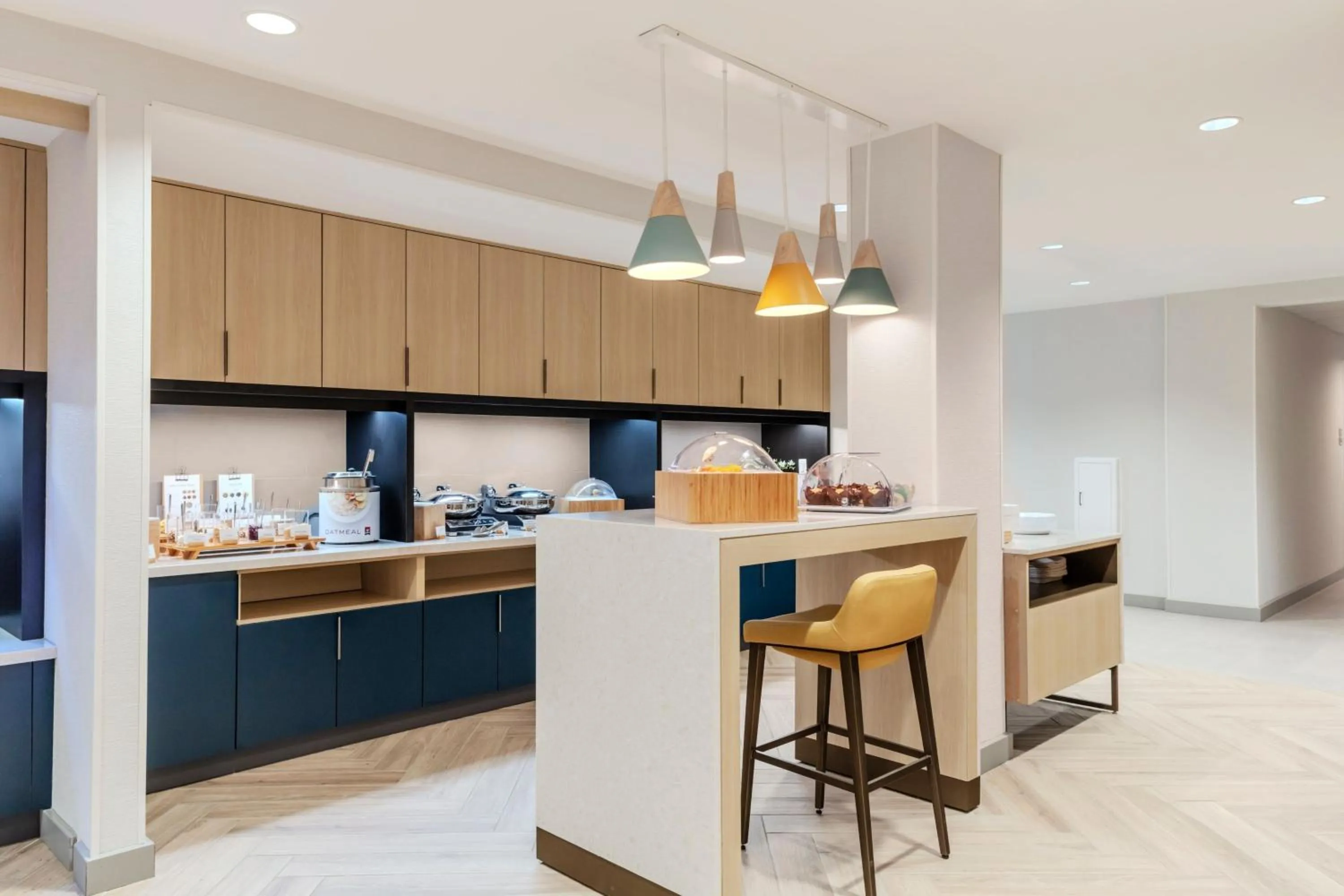 Breakfast in TownePlace Suites by Marriott Chesterfield