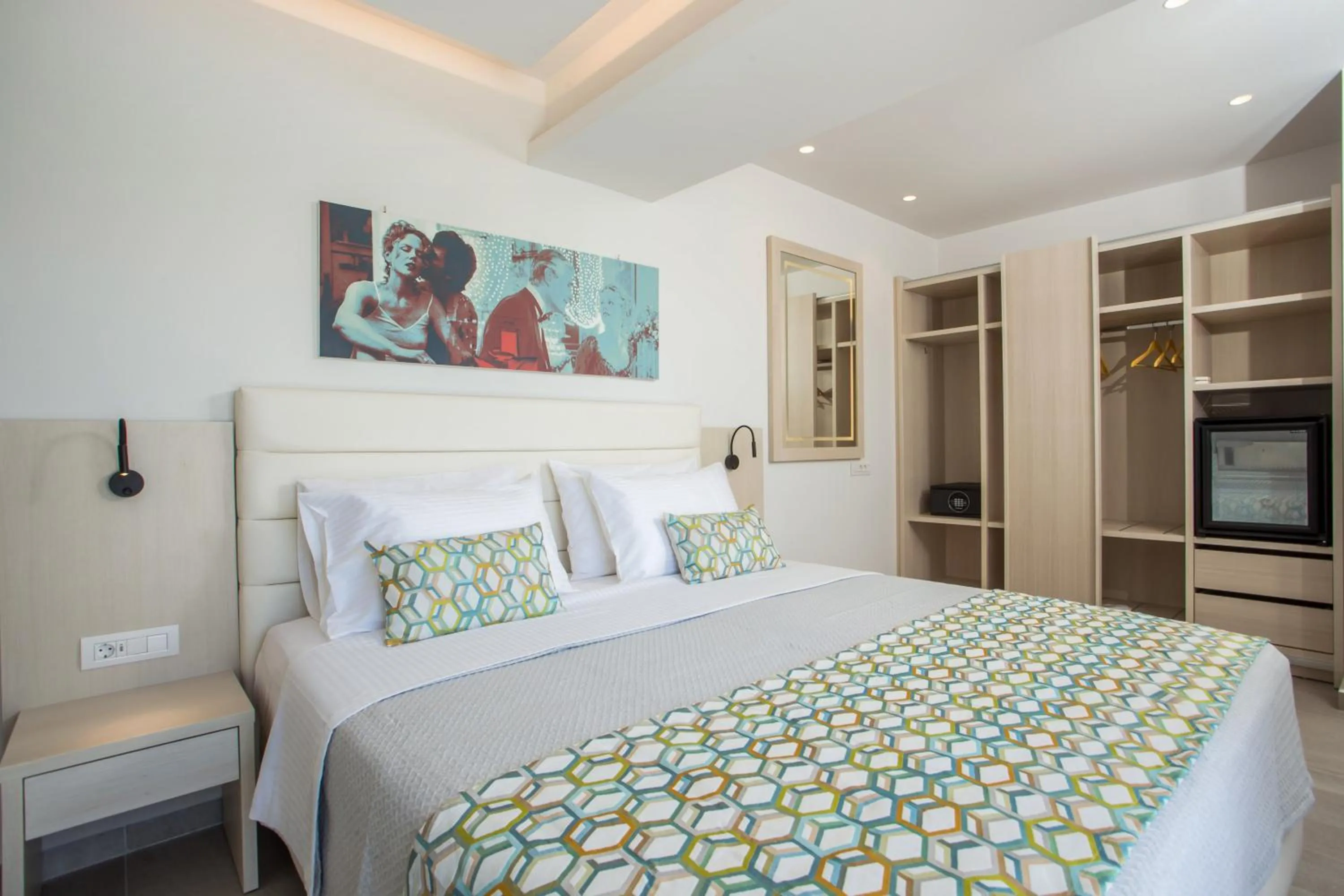 Photo of the whole room in Hollywood Inn Faliraki - Adults Only