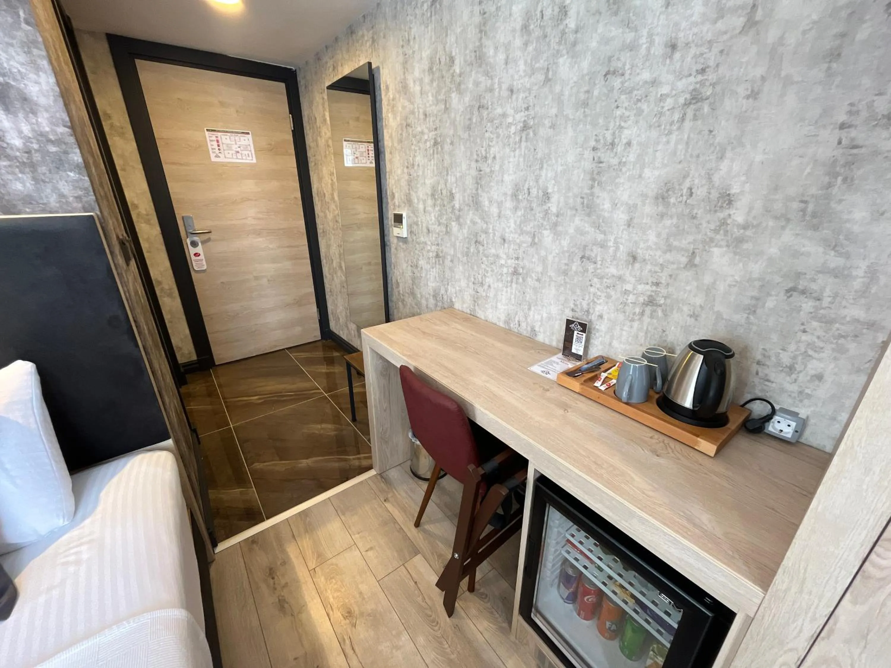 Coffee/tea facilities in Avni Bey Otel