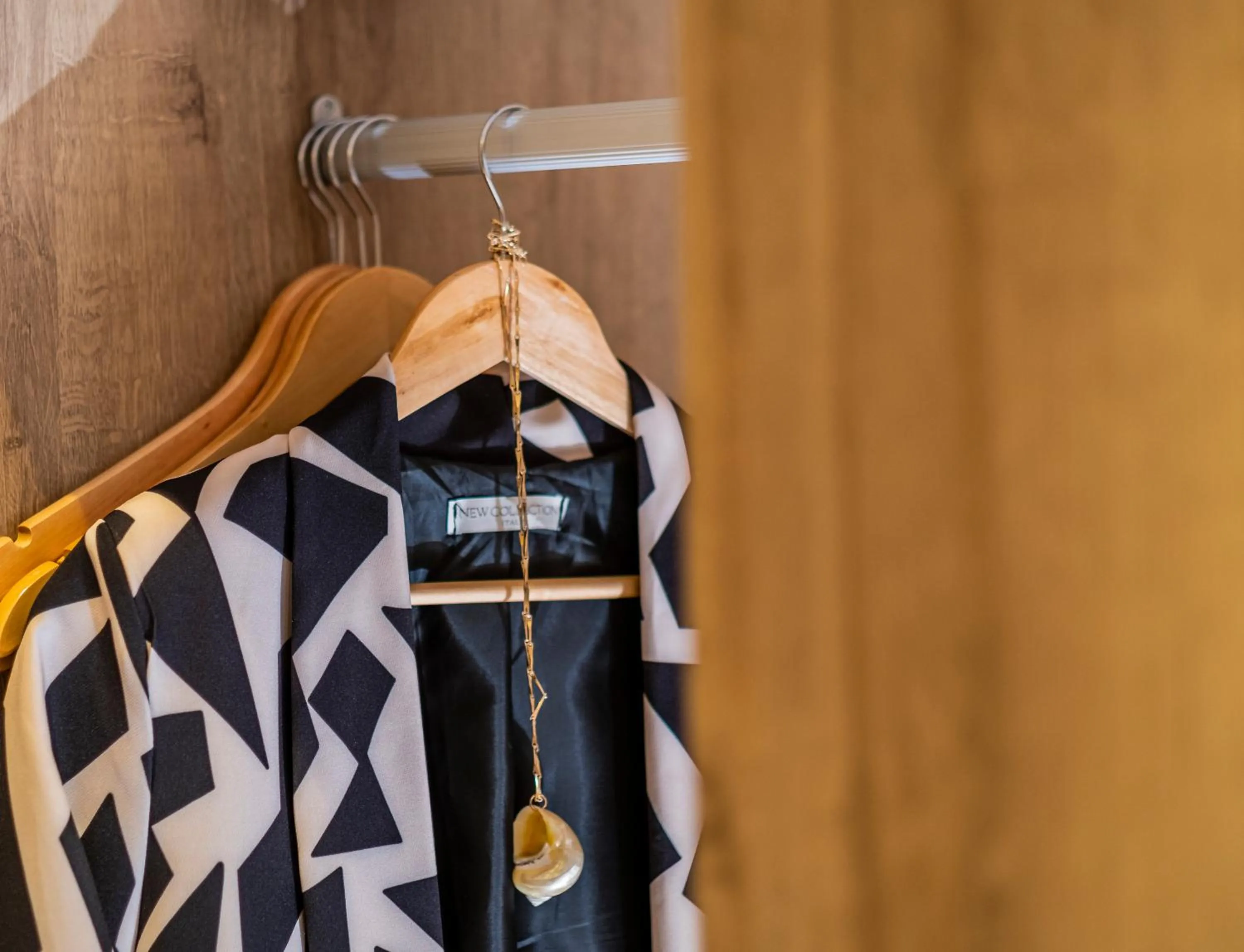 wardrobe in Hotel Voramar