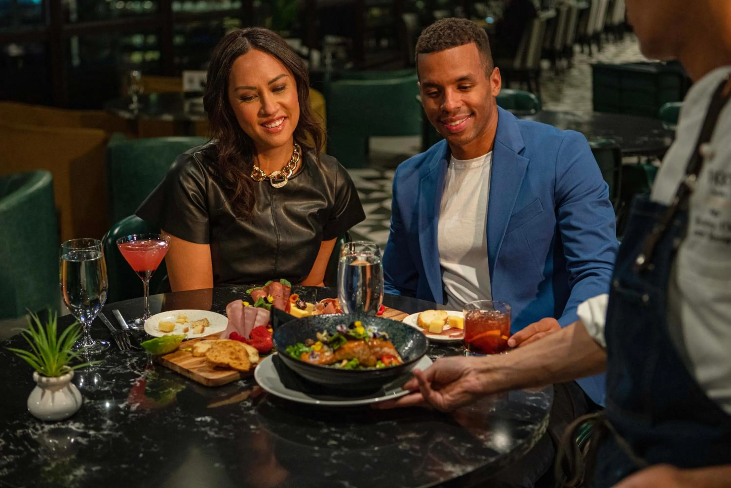 Restaurant/places to eat in Holiday Inn - Chicago Dwtn - The Mart by IHG