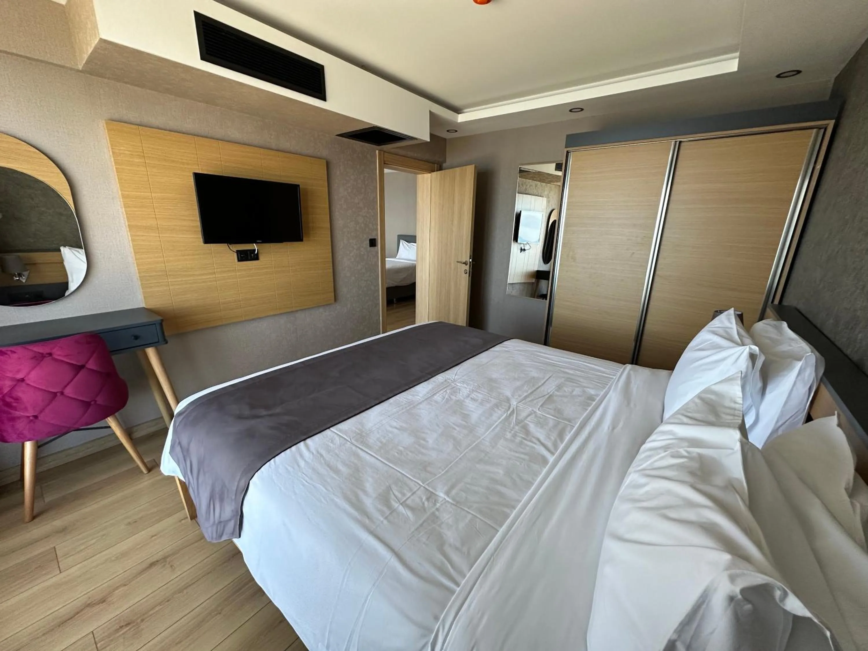 Bed in Şehrar Suite Hotel