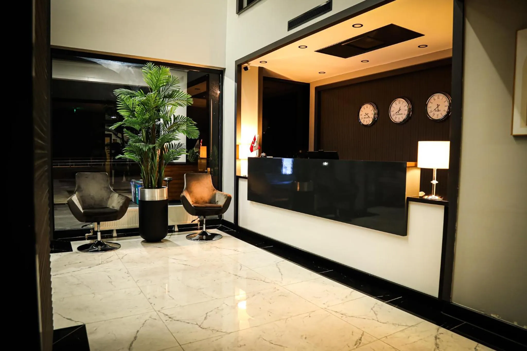 Lobby or reception in Şehrar Suite Hotel