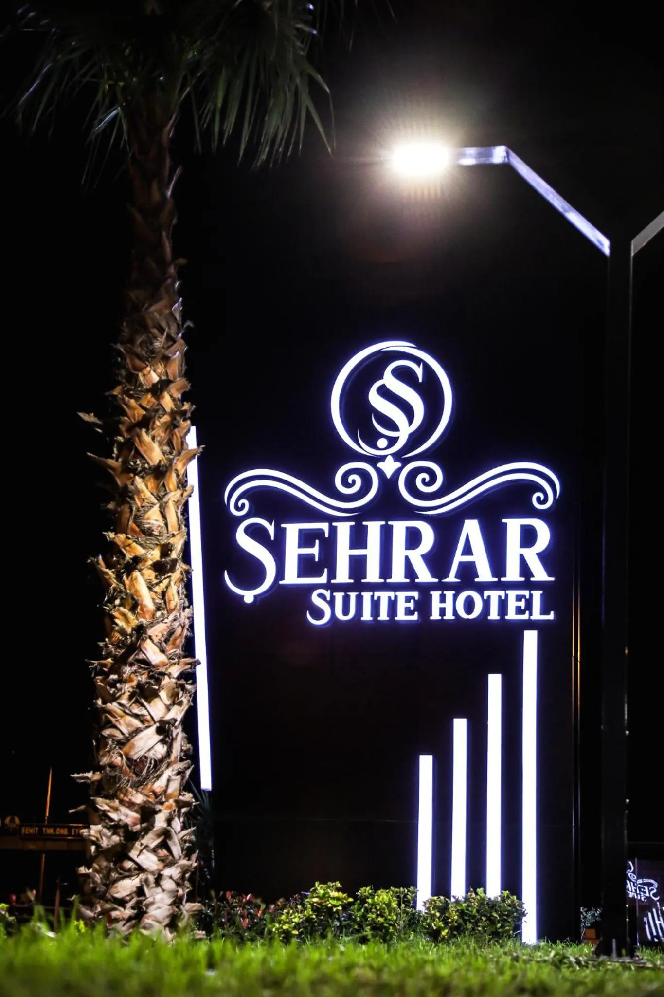 Property logo or sign in Şehrar Suite Hotel
