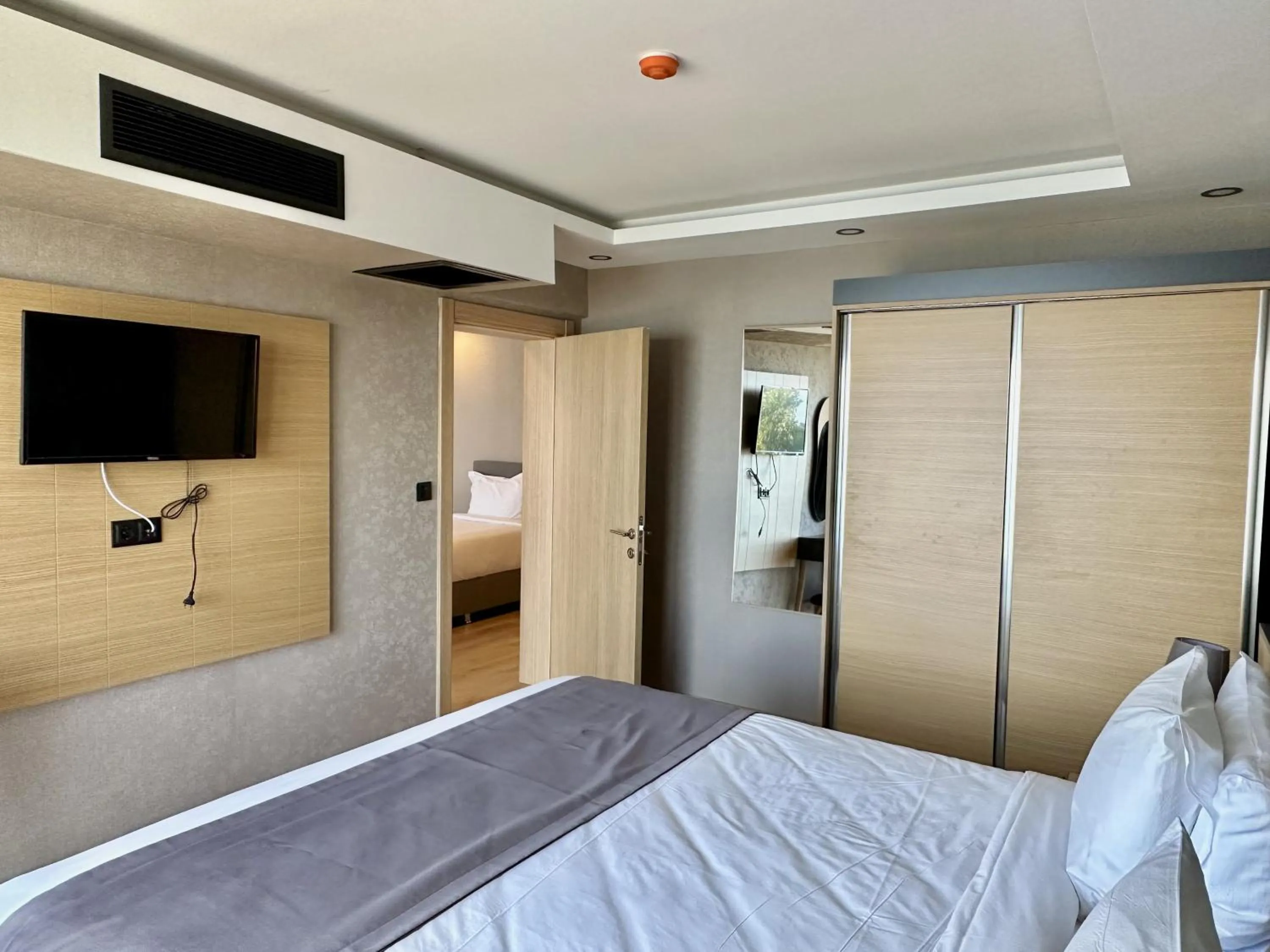 Bed in Şehrar Suite Hotel