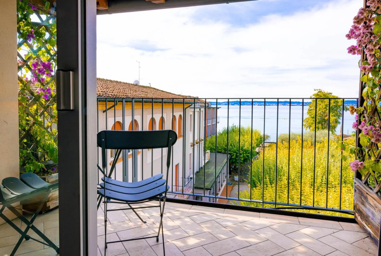 Spring in Hotel Mavino