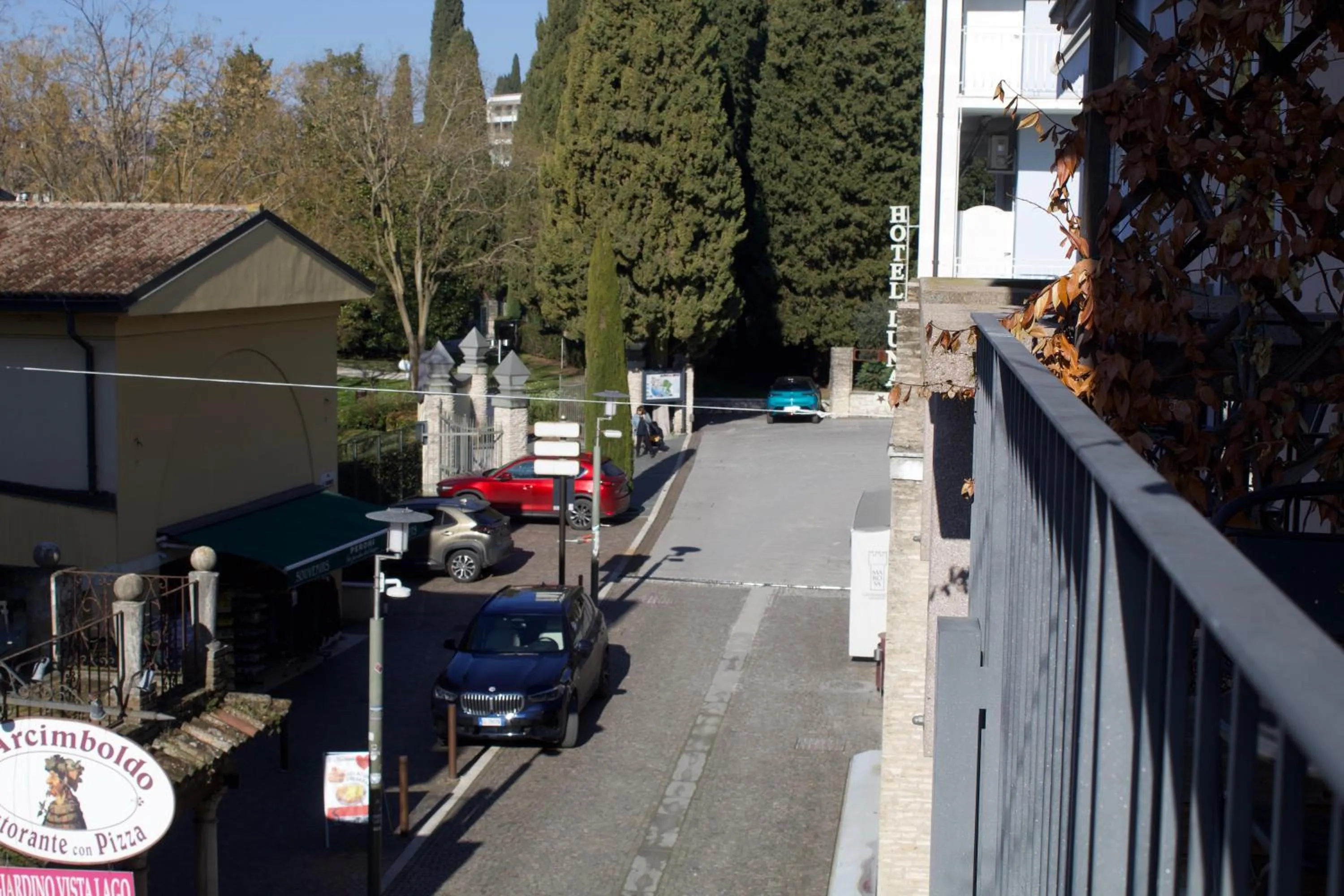 Quiet street view in Hotel Mavino