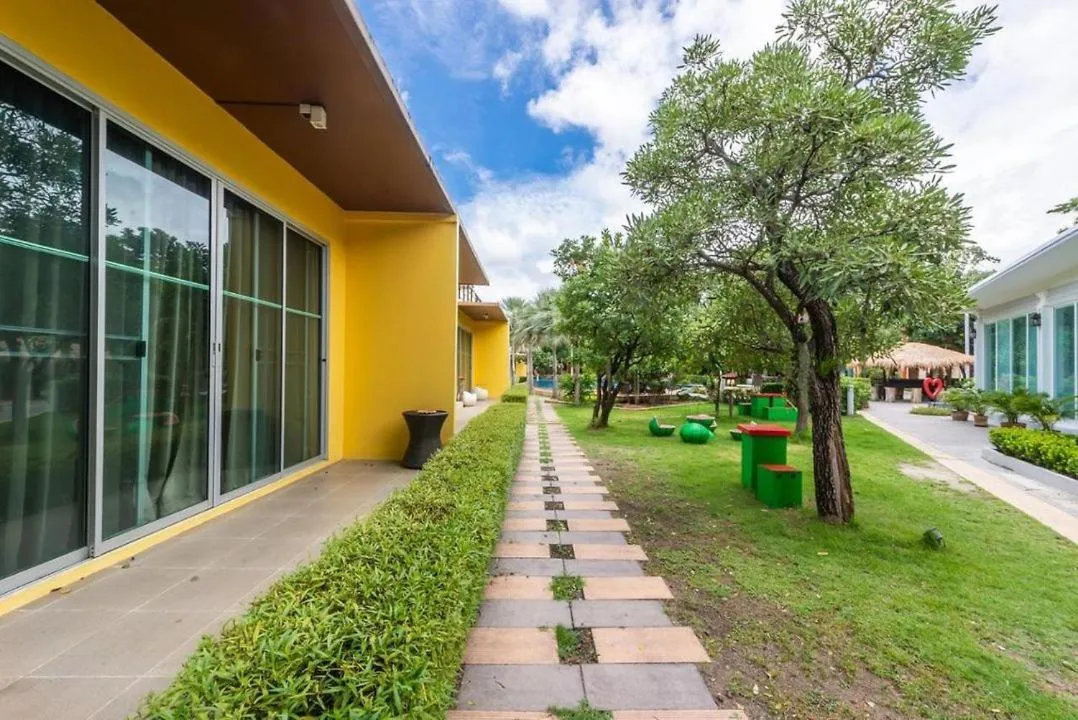 BANGKOK.GRAND.RESORT