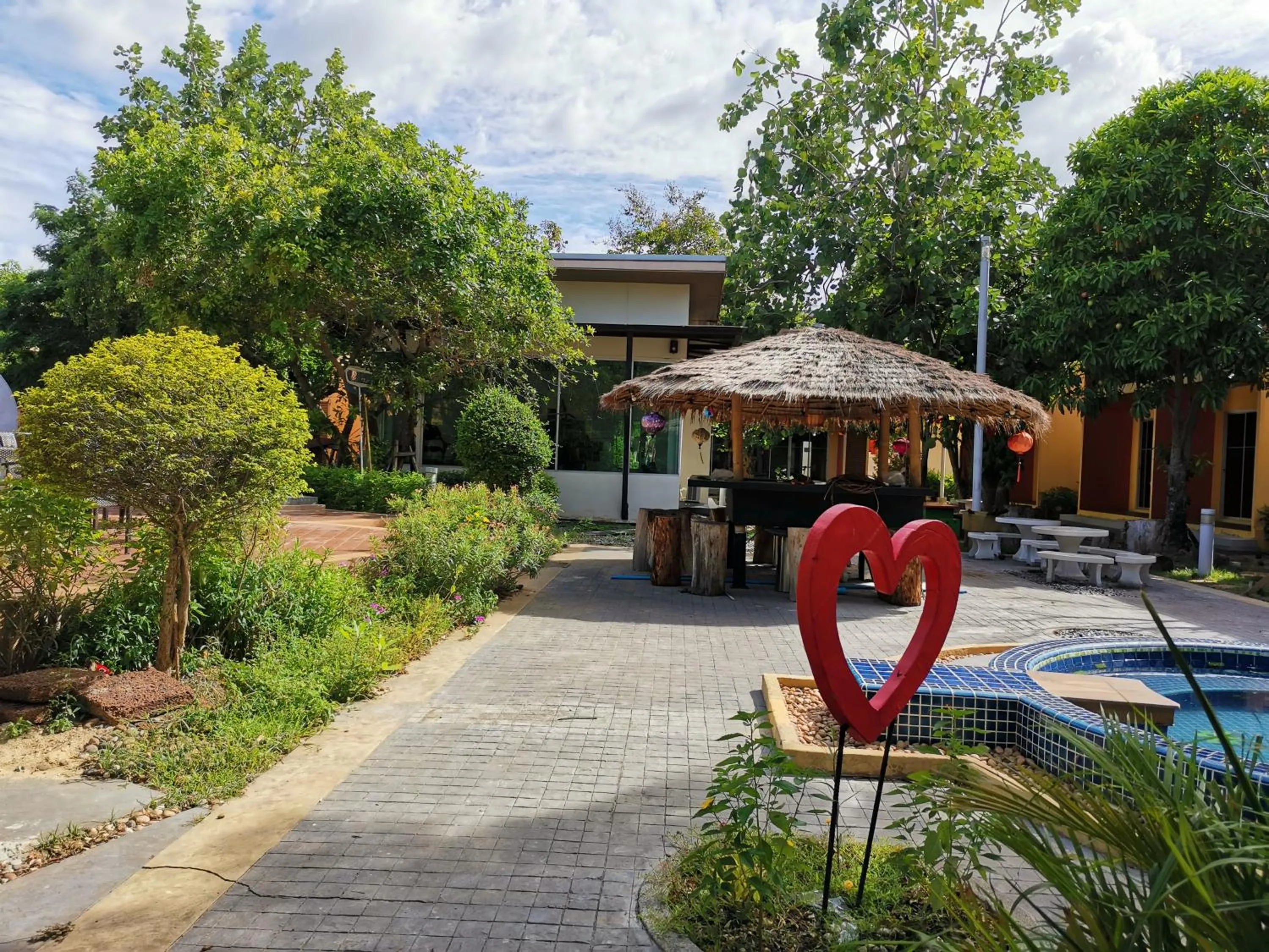 BANGKOK.GRAND.RESORT