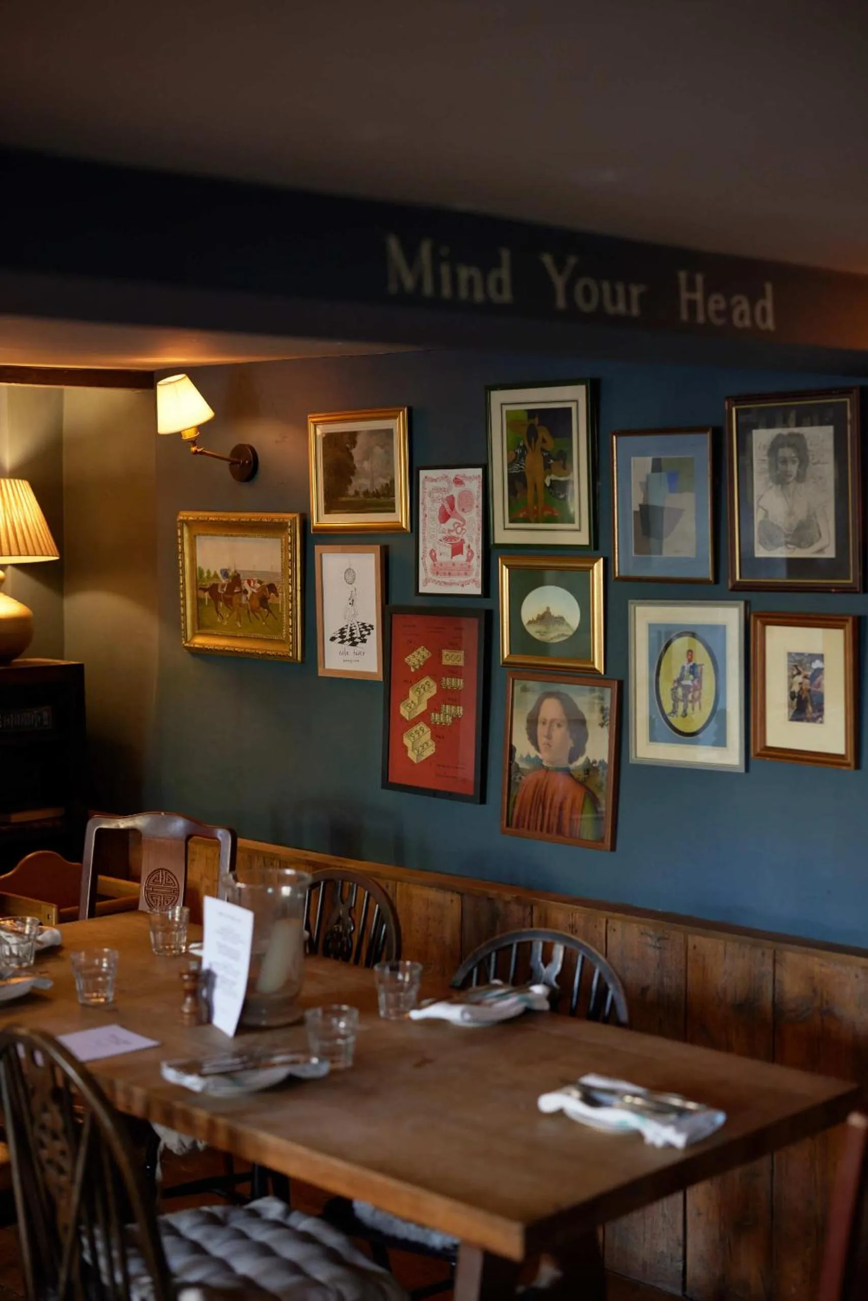 Food and drinks in The Bell & Crown