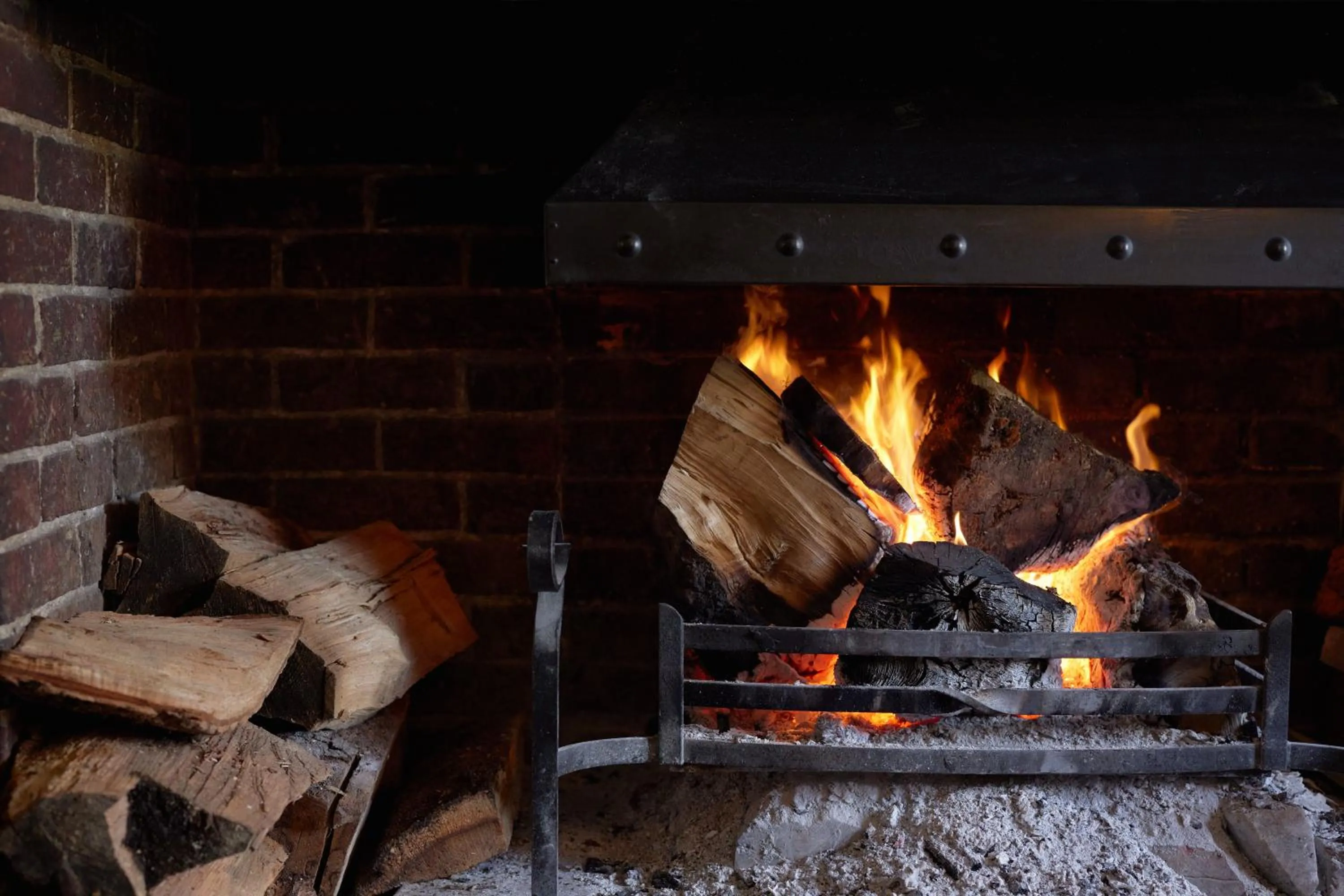 Dining area in The Bell & Crown