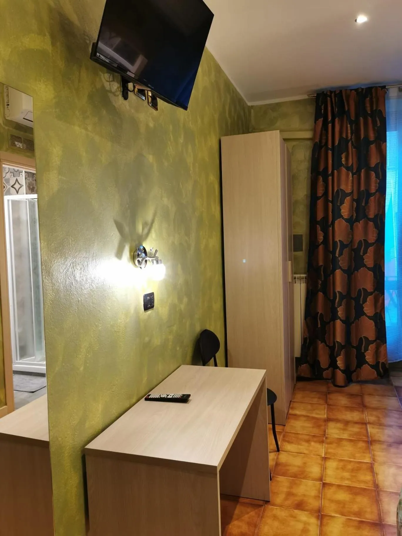 TV and multimedia in Hotel Orchidea