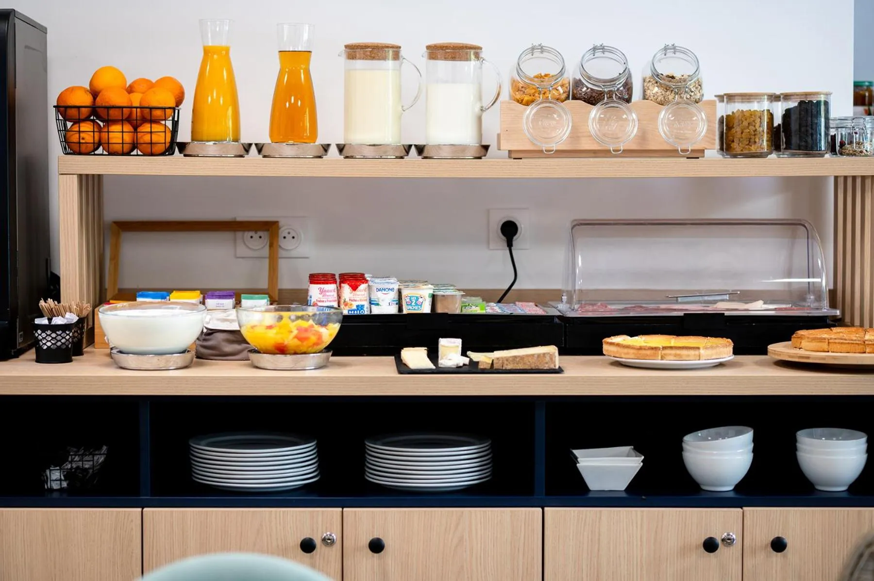 Breakfast in Nemea Appart Hotel Les Hauts de Milady Biarritz