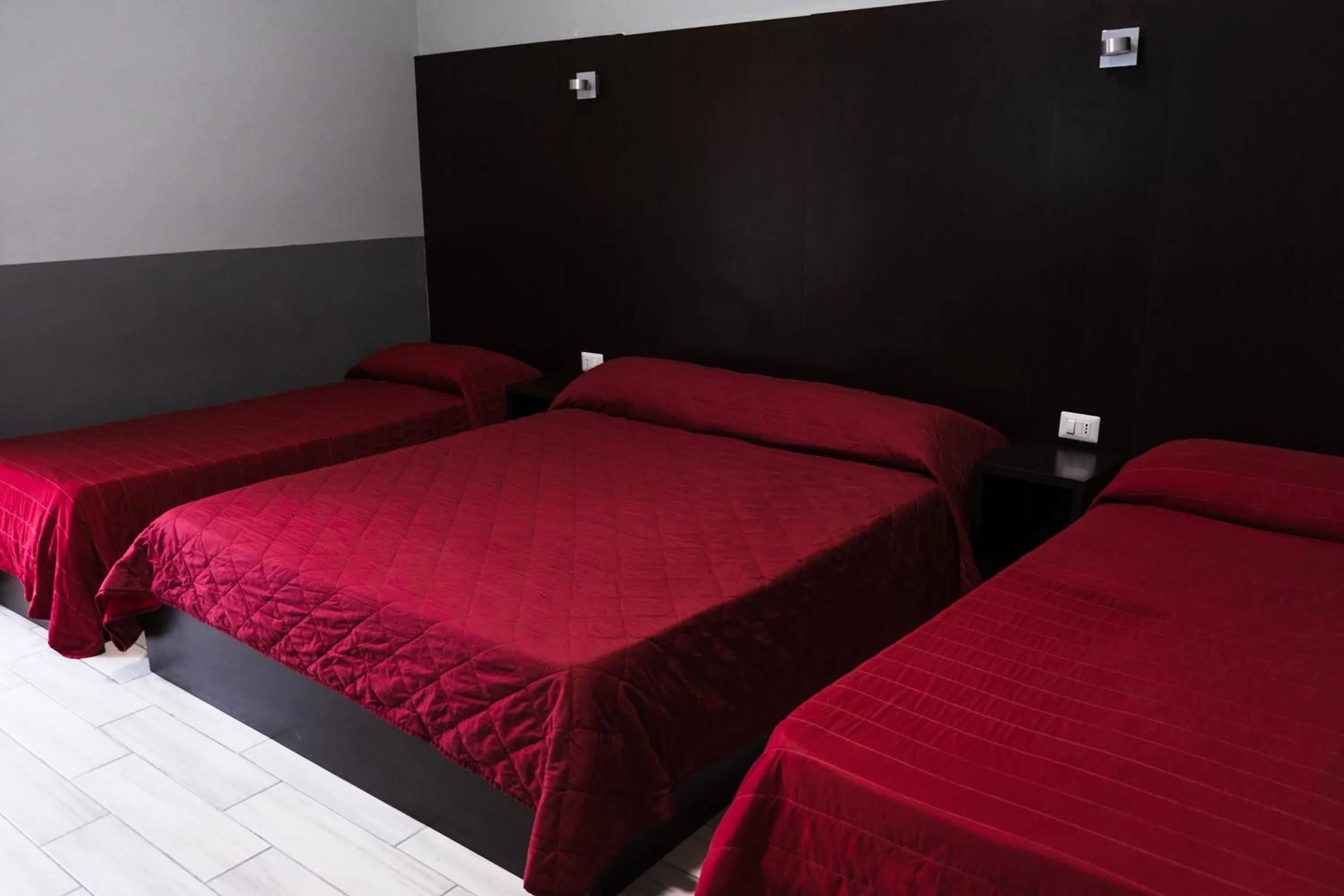 Photo of the whole room, Bed in Hotel d'Este