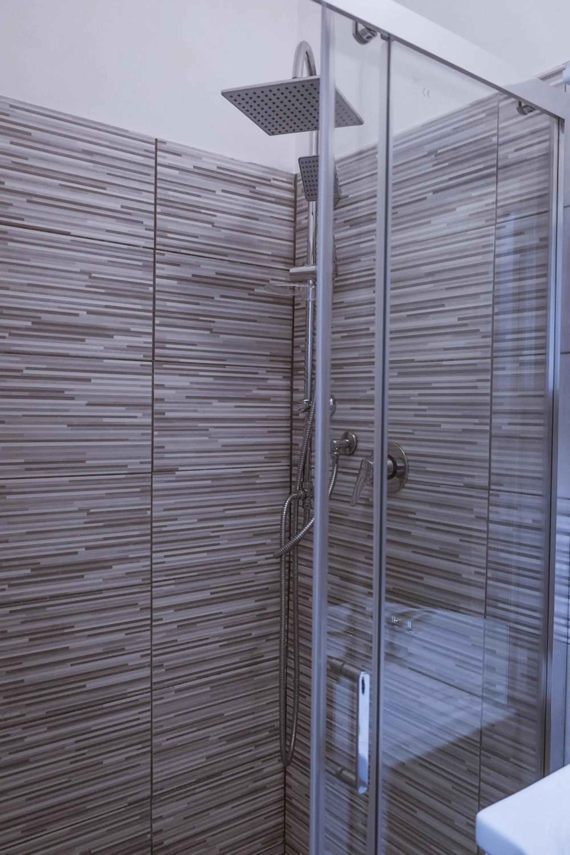 Shower in Hotel d'Este