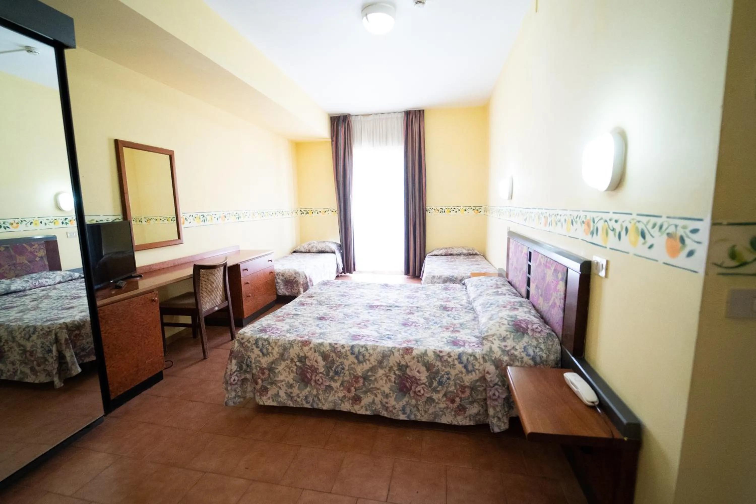 Photo of the whole room in Hotel San Pietro
