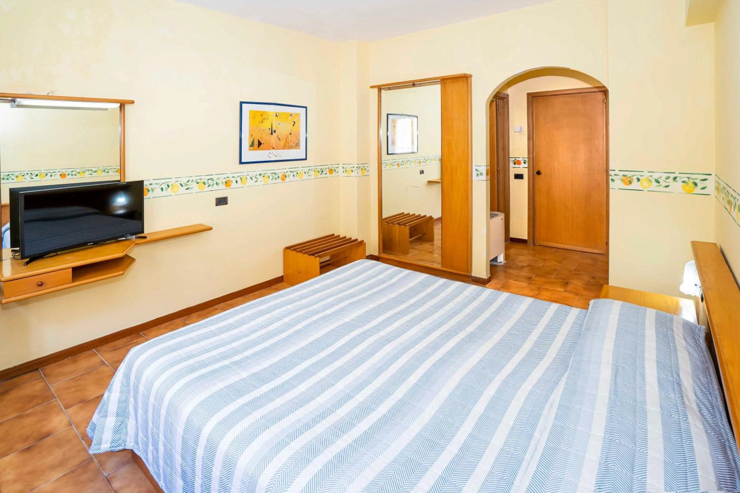 Bedroom in Hotel San Pietro