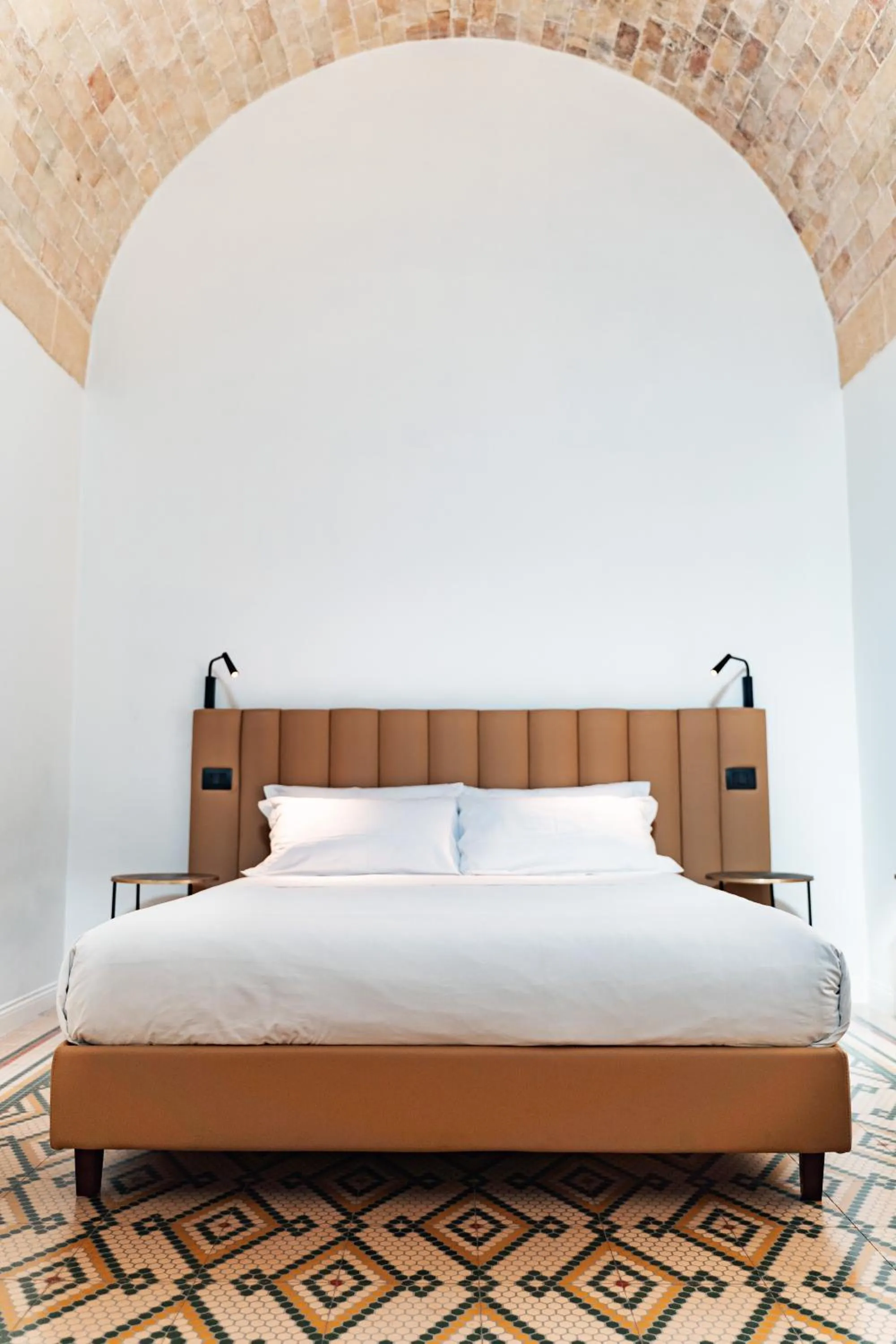 Bed in Le Vie Del Centro Luxury Room