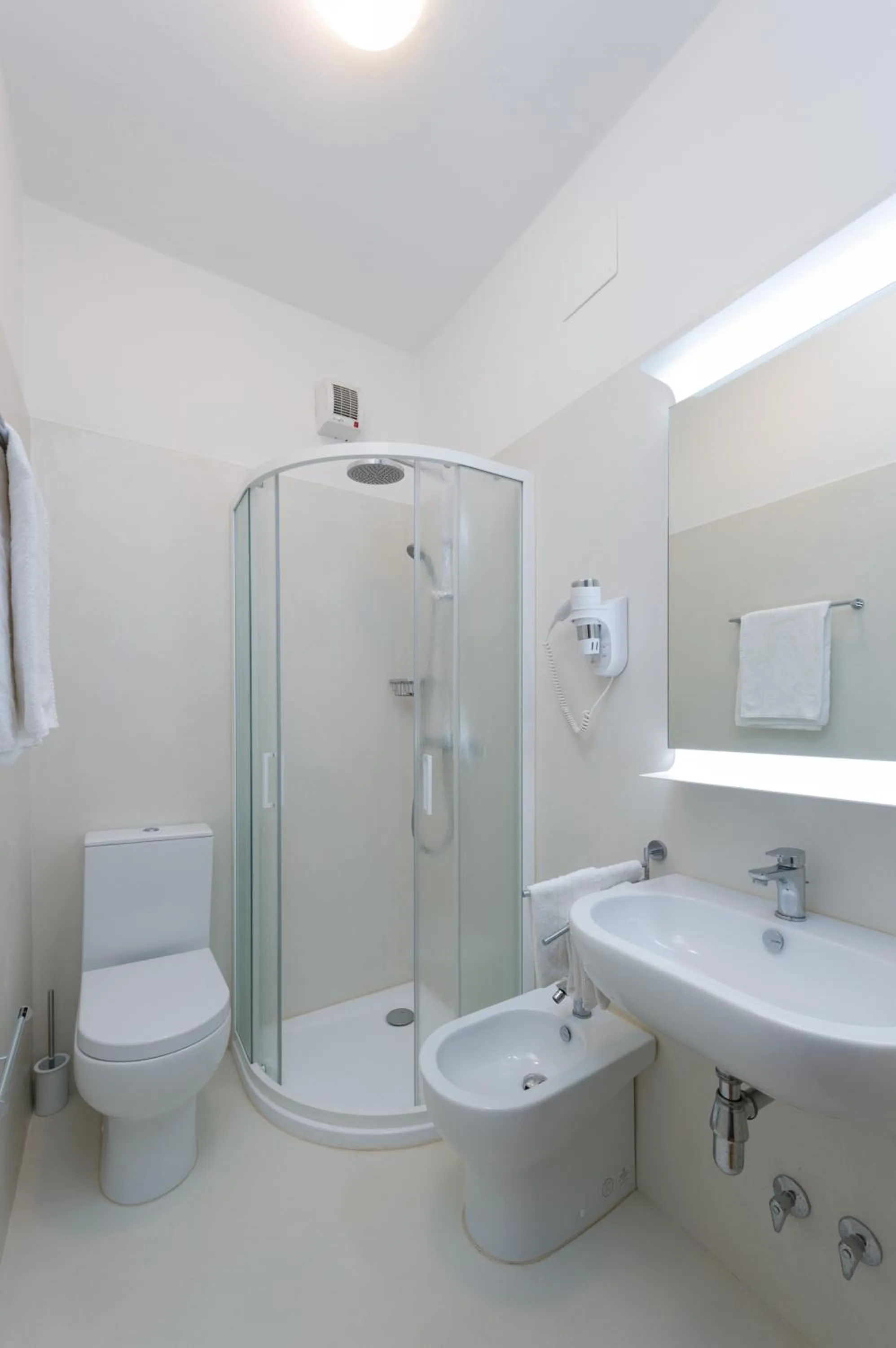 Bathroom in Hotel Helvetia