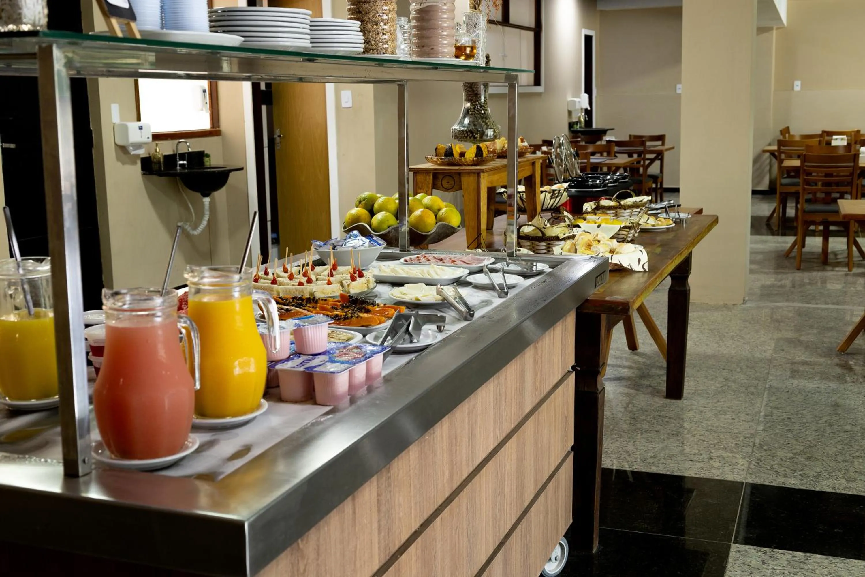Breakfast in GH Hotel Express