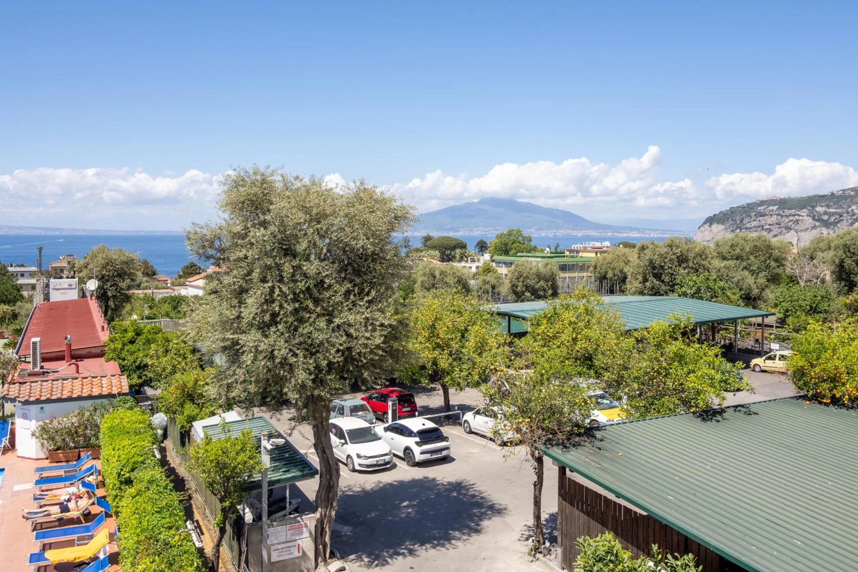 Parking in Hotel Gardenia Sorrento, Ascend Hotel Collection