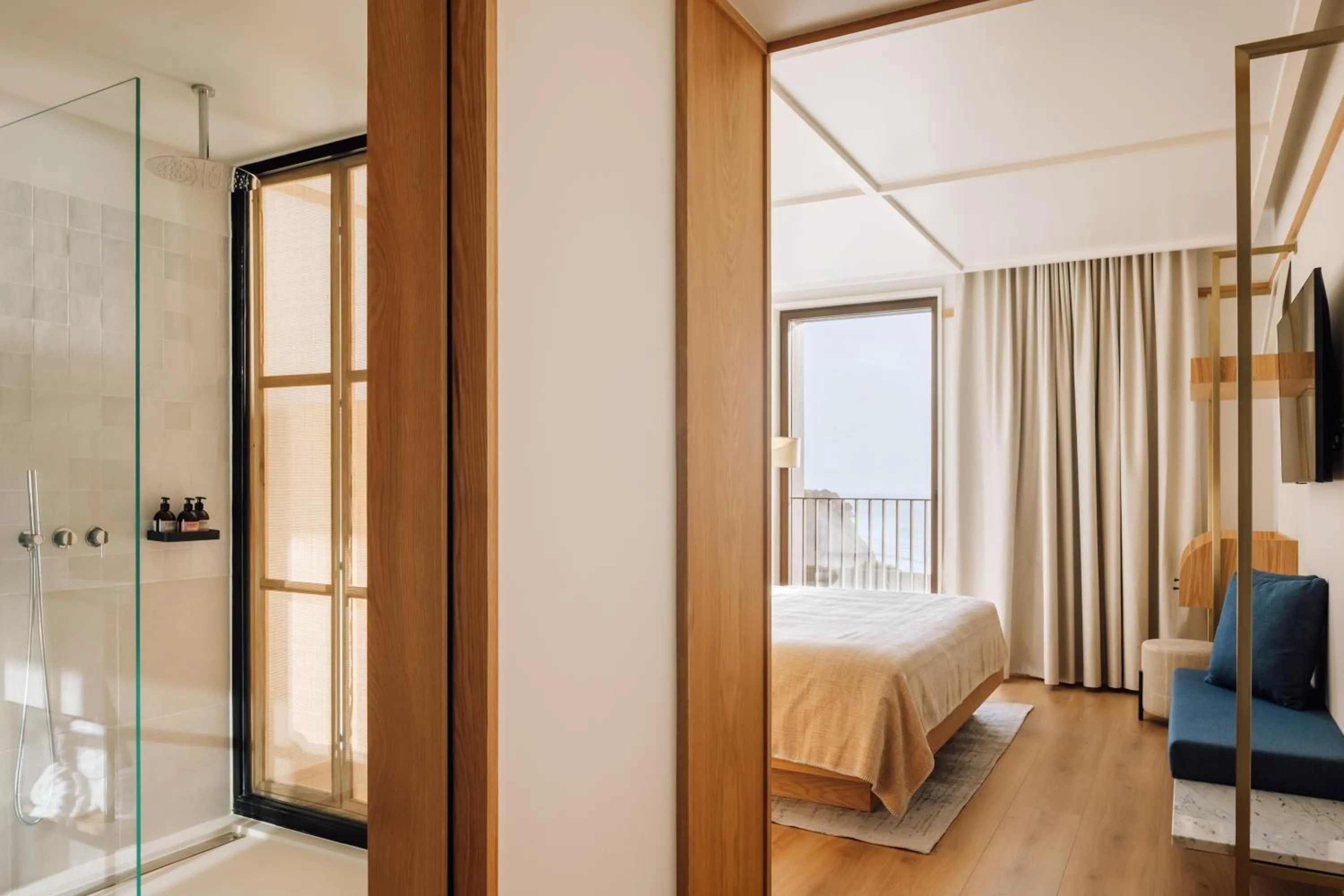 Bed in Aethos Ericeira