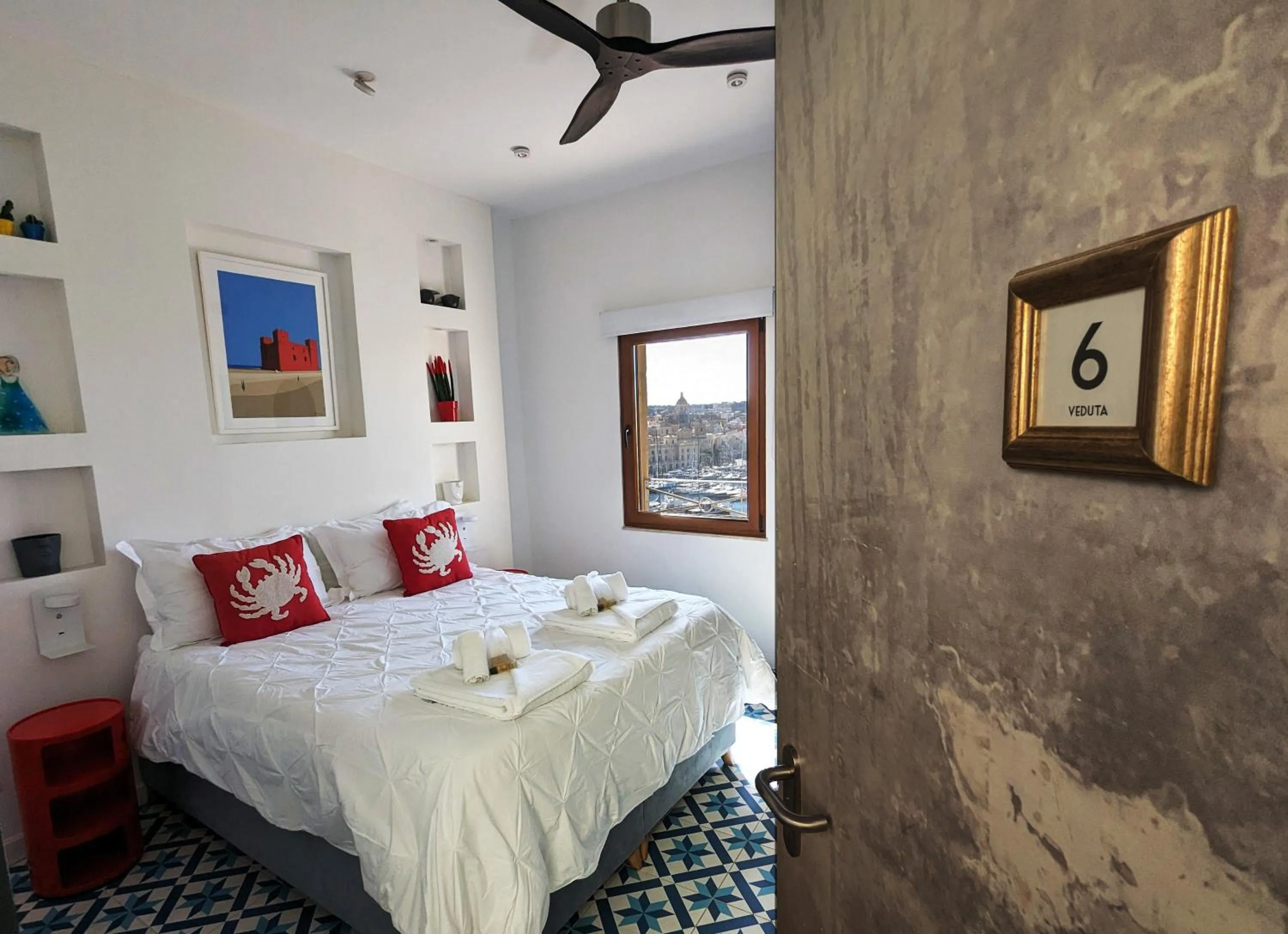 Bed in Senglea Suites