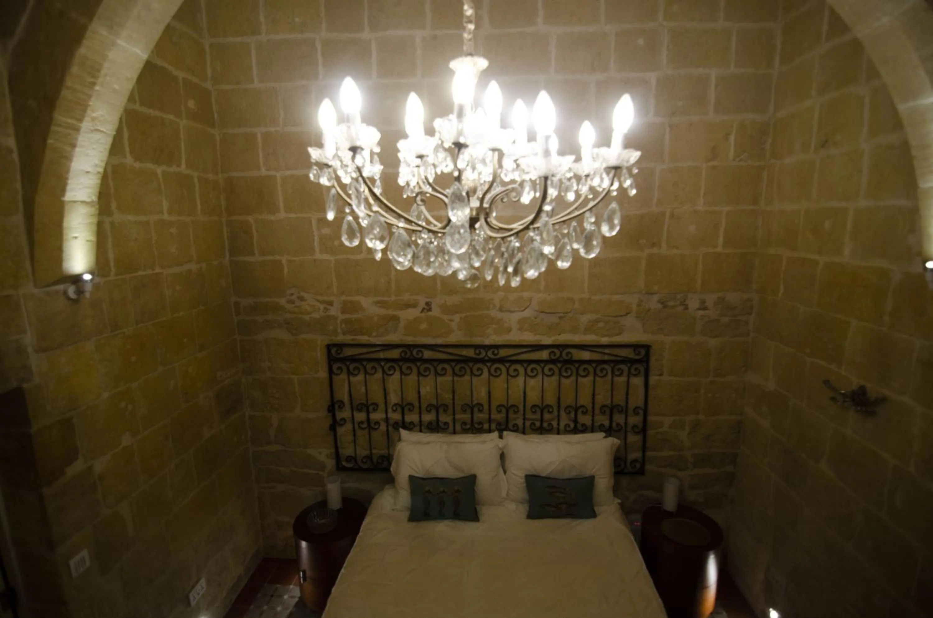 Bed in Senglea Suites