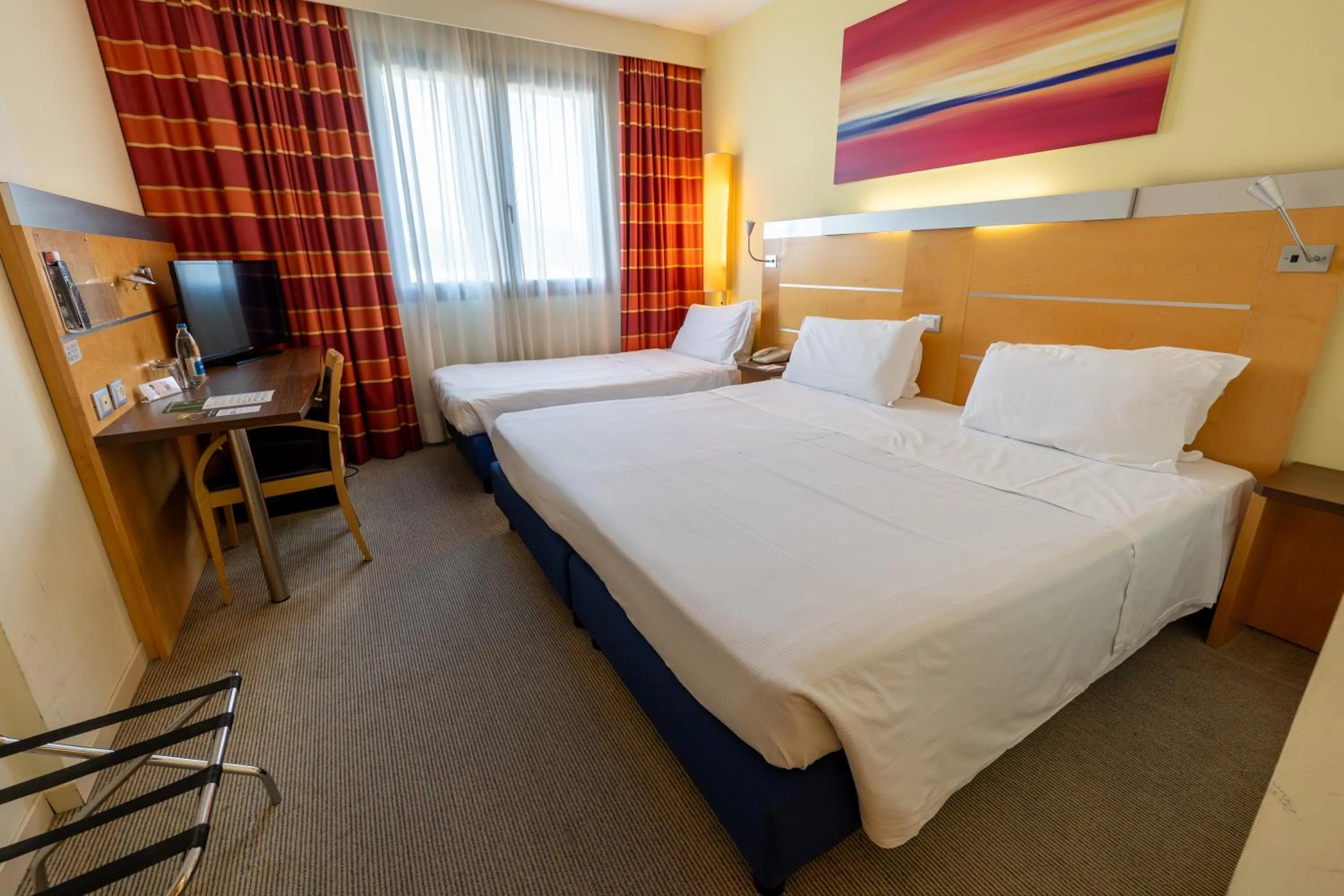 Bedroom, Bed in Best Western Palace Inn Hotel