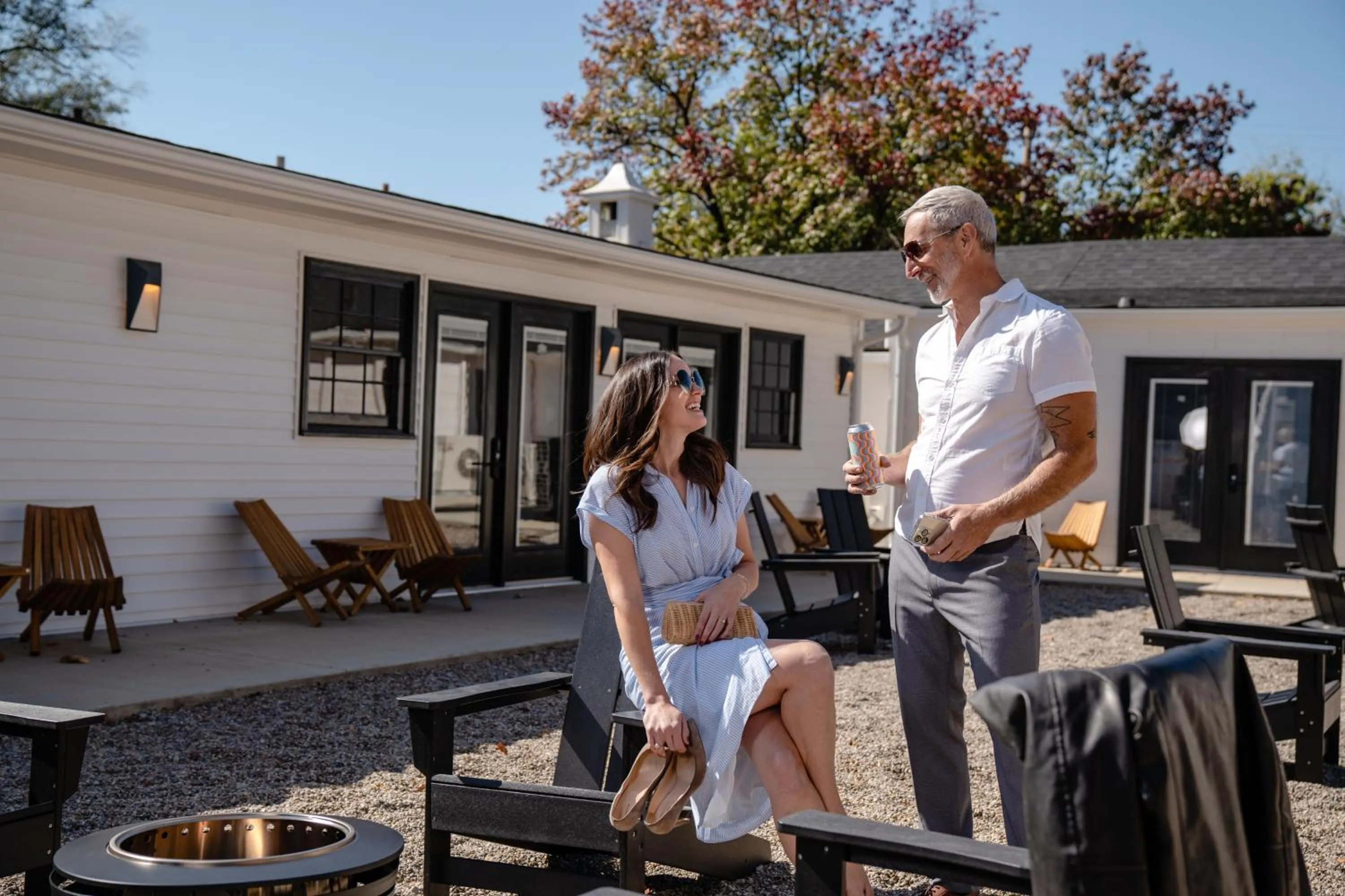 Inner courtyard view in Bardstown Motor Lodge