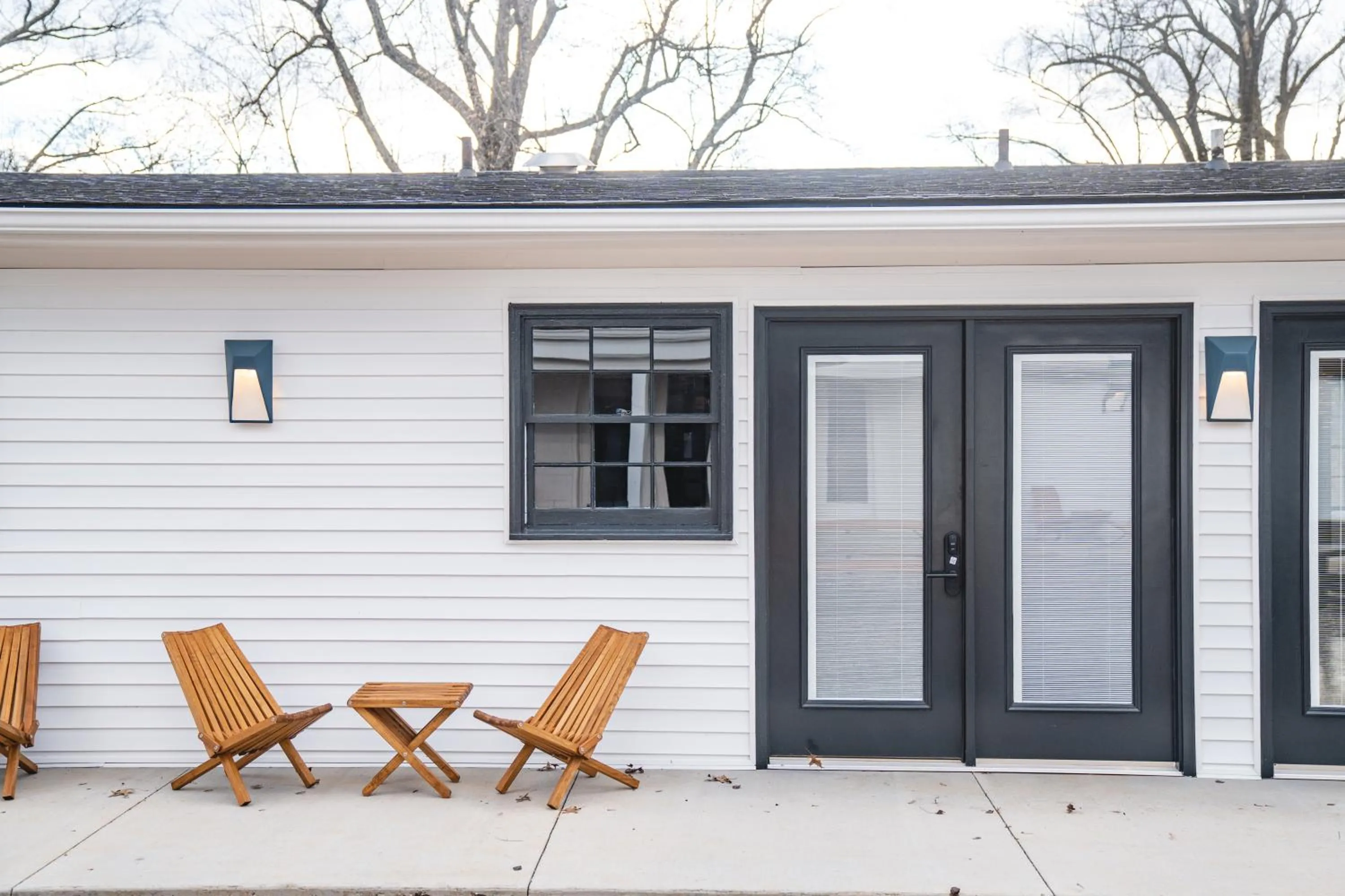 Inner courtyard view in Bardstown Motor Lodge