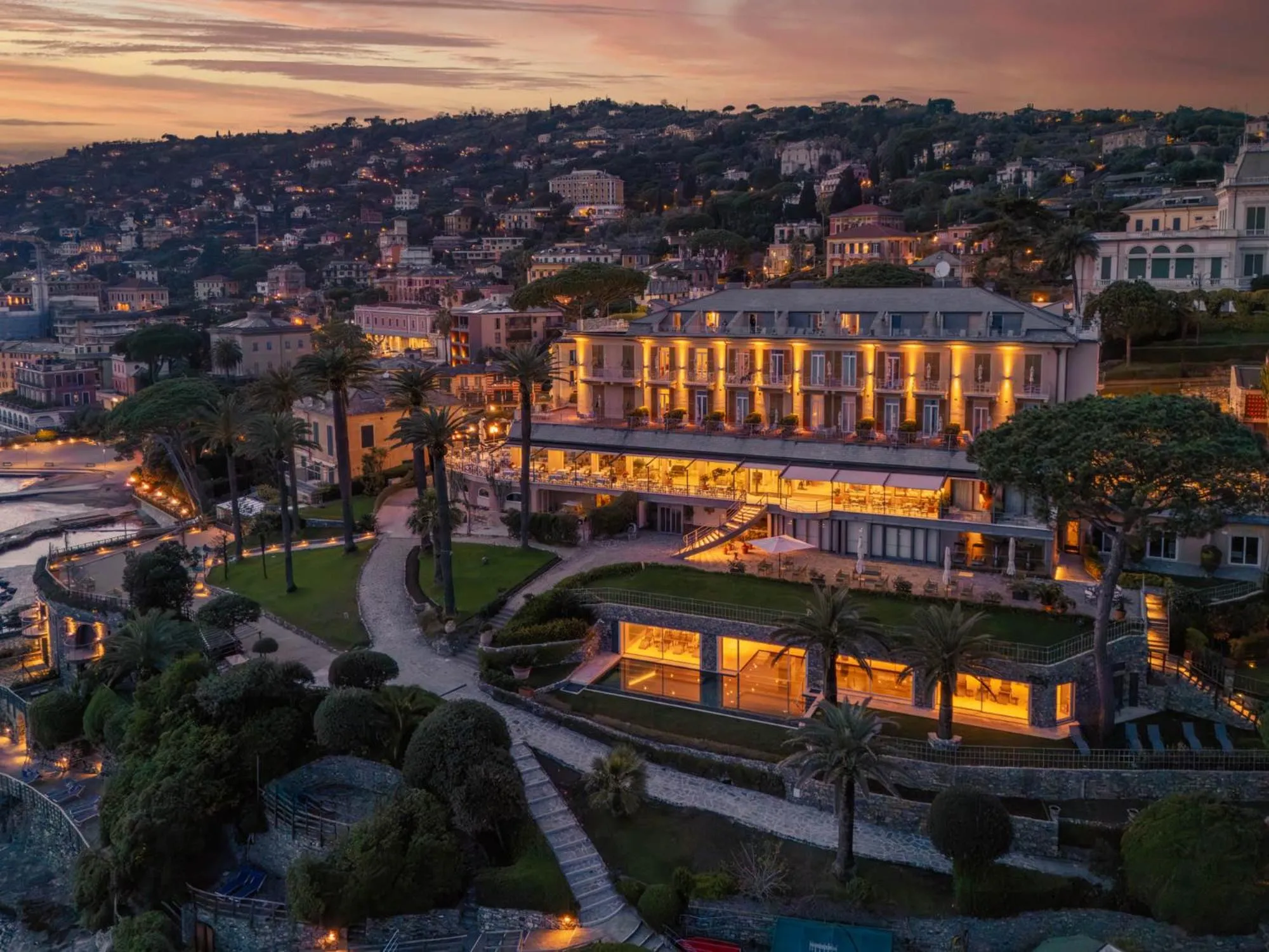 Property building in Hotel Continental