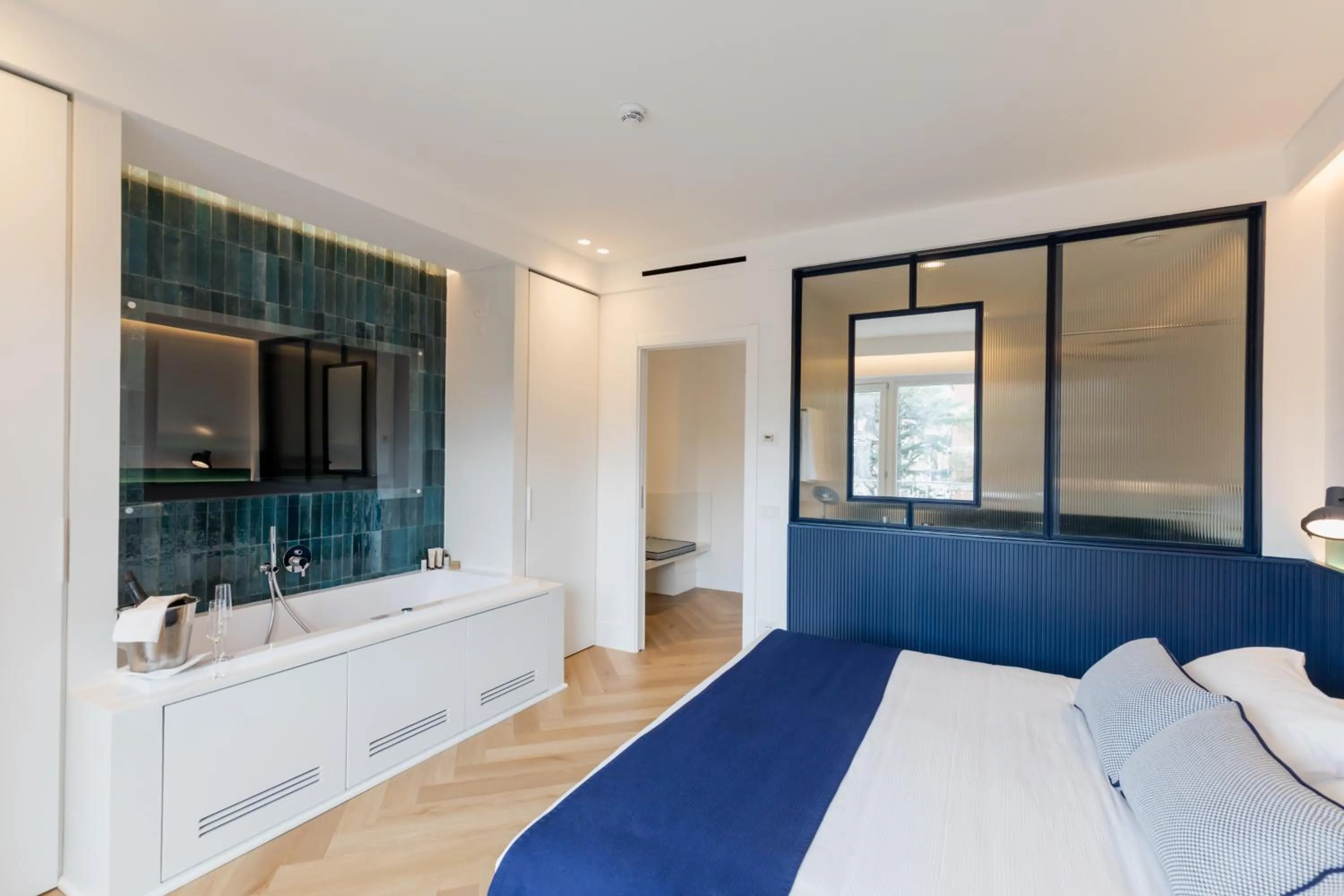 Bed in Grand Hotel Cesare Augusto