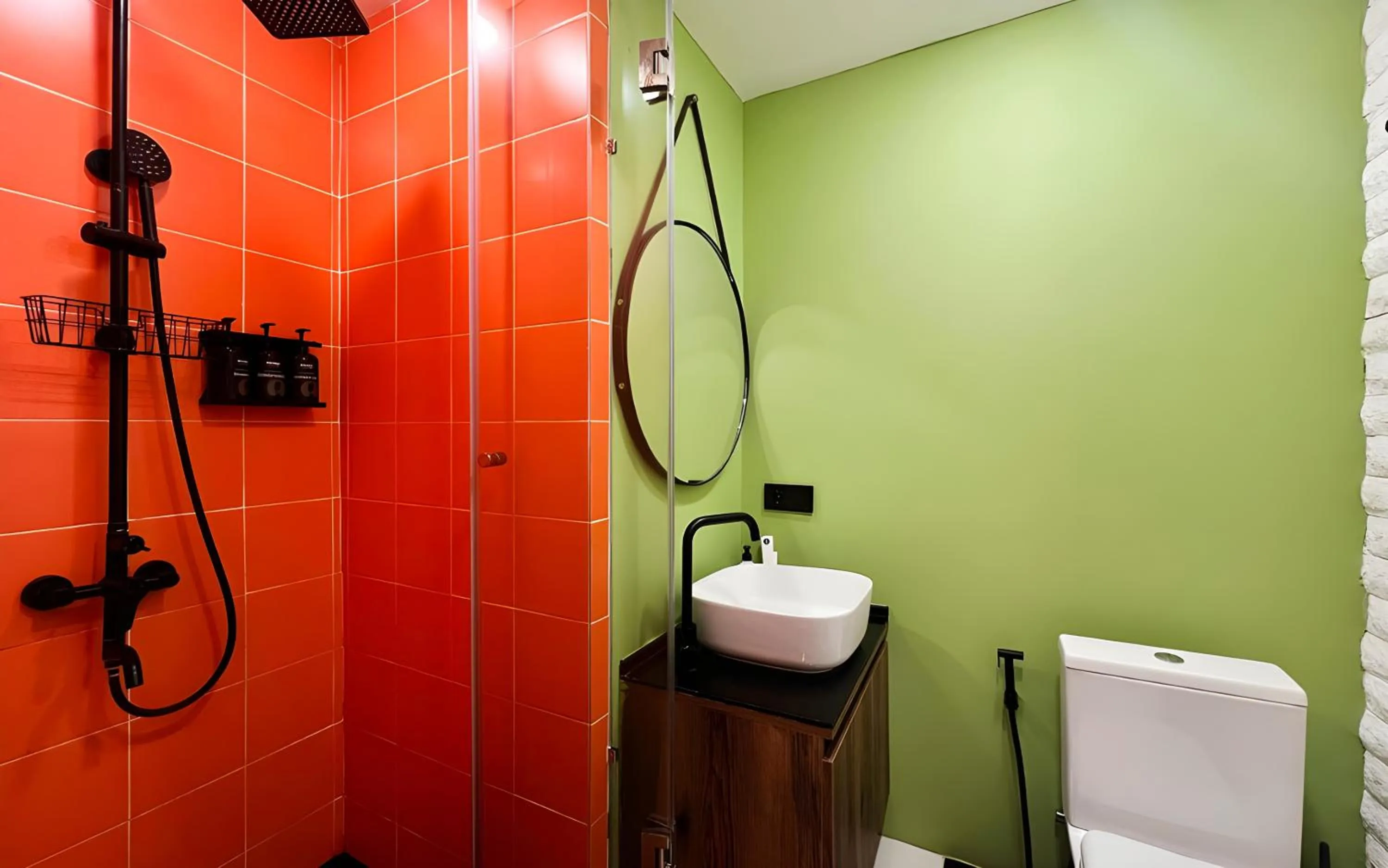 Shower in Rooms Apart Hotel by RED