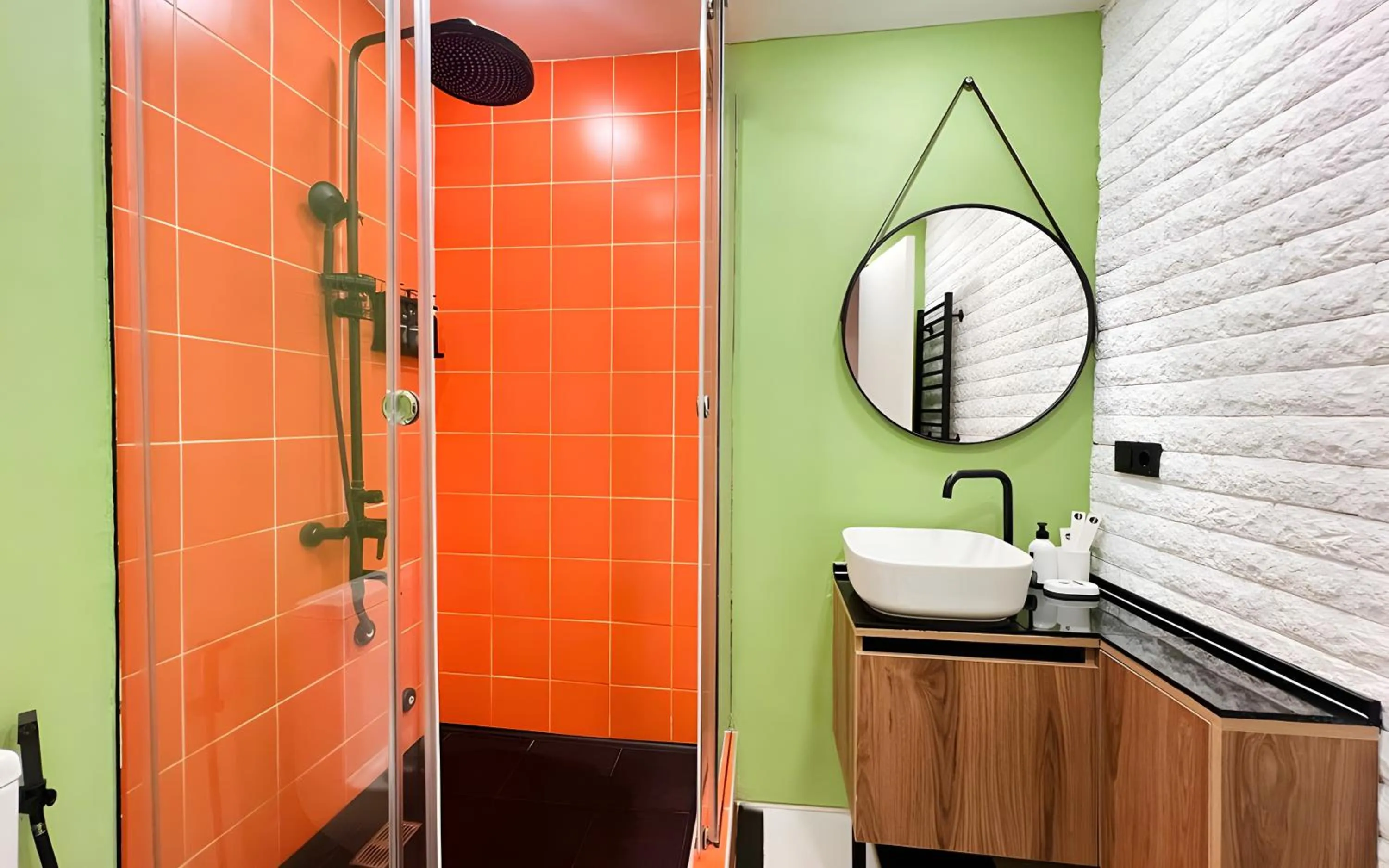 Shower in Rooms Apart Hotel by RED