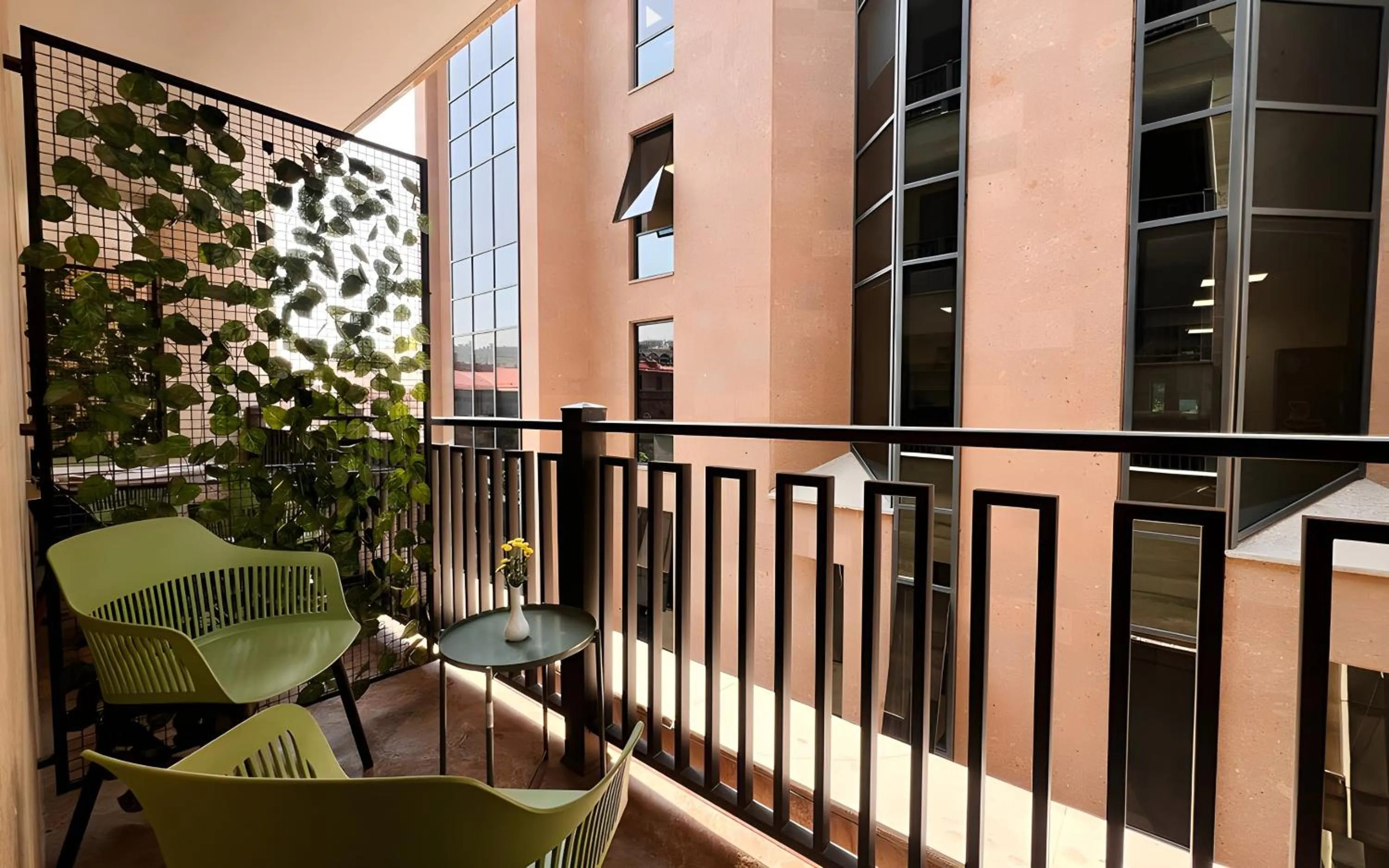 Day in Rooms Apart Hotel by RED