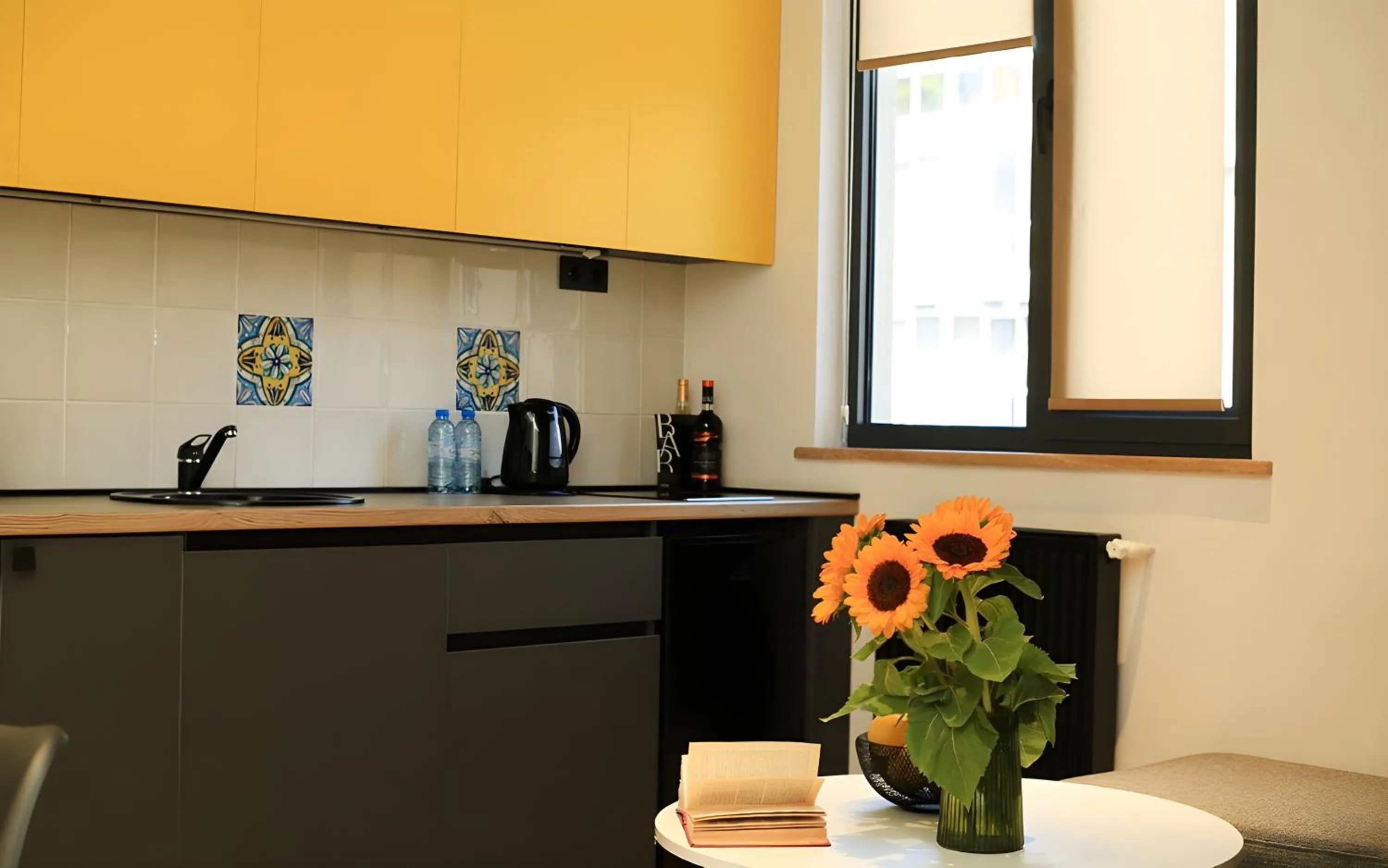 Kitchen or kitchenette in Rooms Apart Hotel by RED